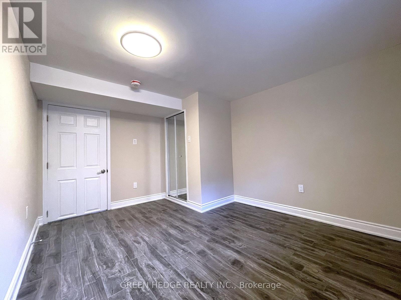 Lower Level - 30 Tapley Drive, Toronto, Ontario  M9R 3P4 - Photo 10 - W12994222