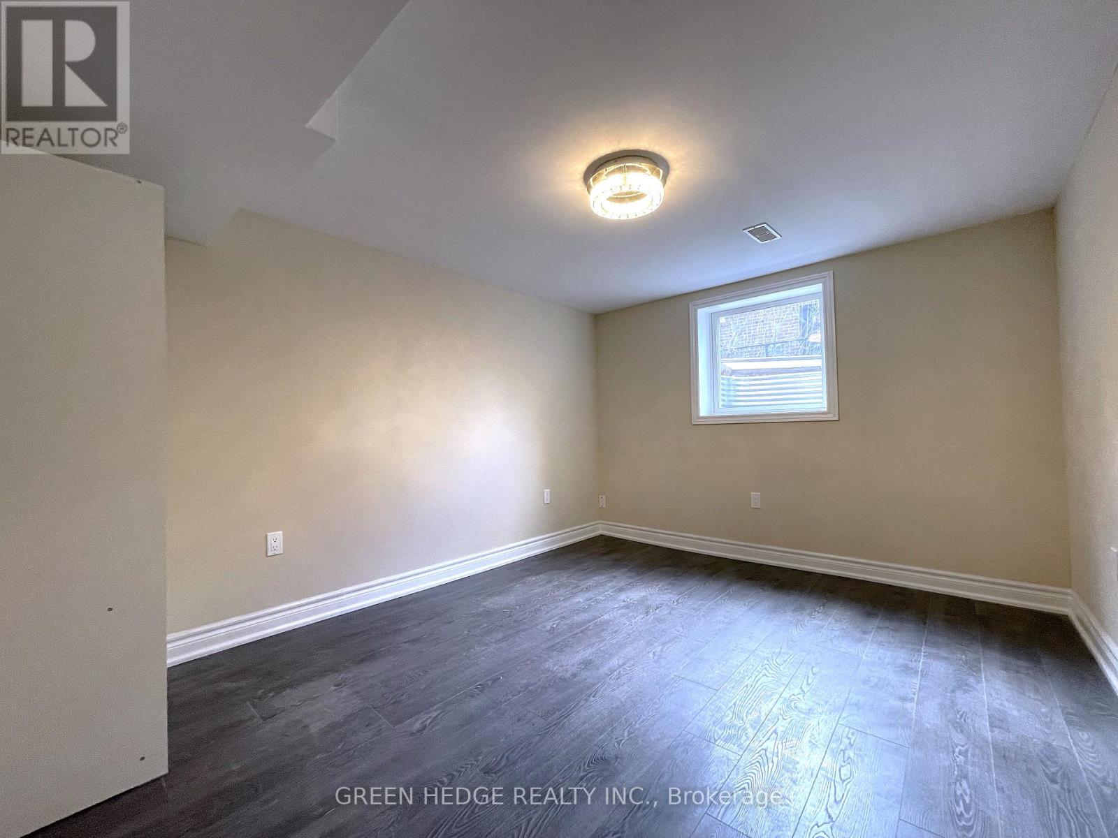 Lower Level - 30 Tapley Drive, Toronto, Ontario  M9R 3P4 - Photo 11 - W12994222