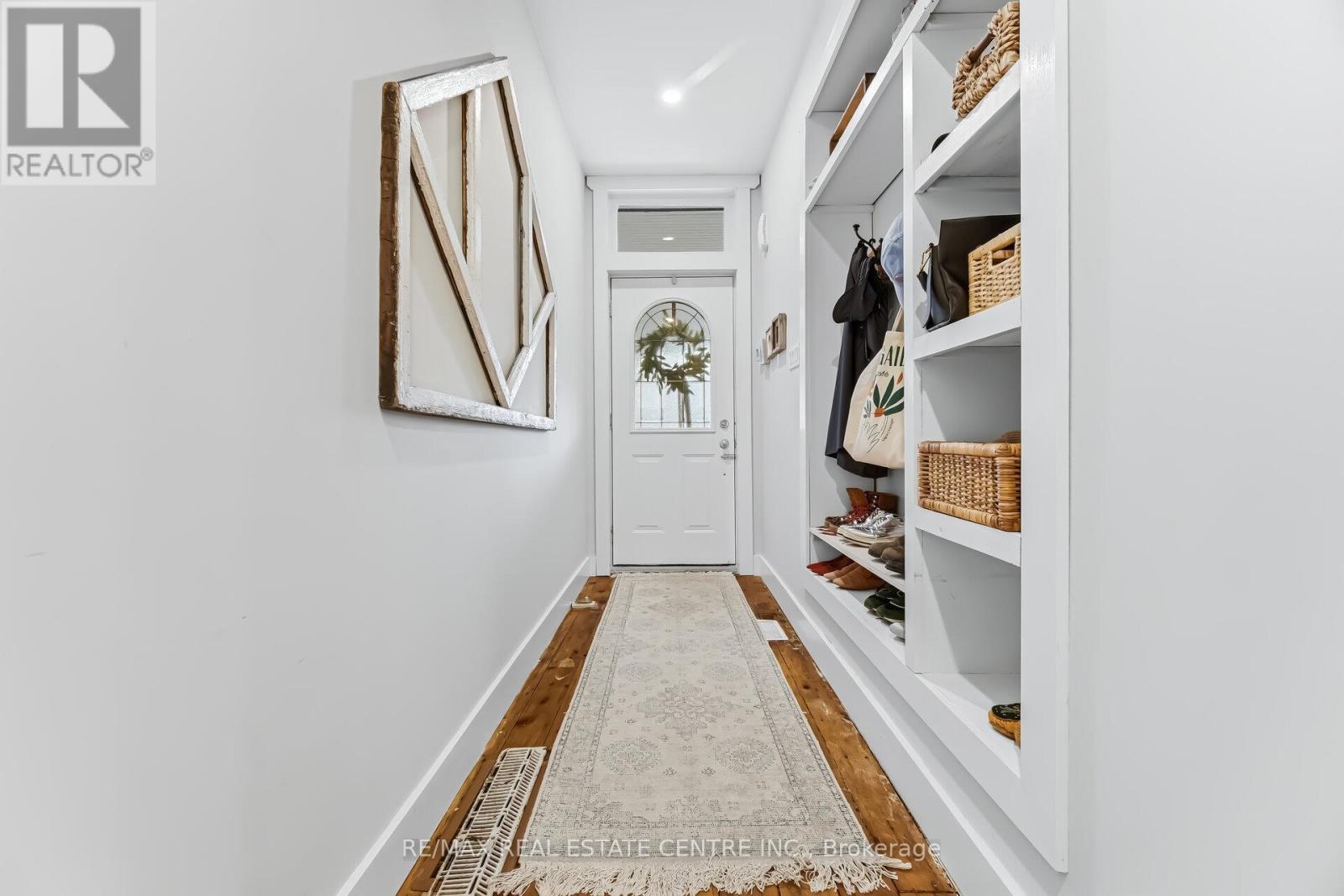 34 Zina Street, Orangeville, Ontario  L9W 1E1 - Photo 5 - W12994224