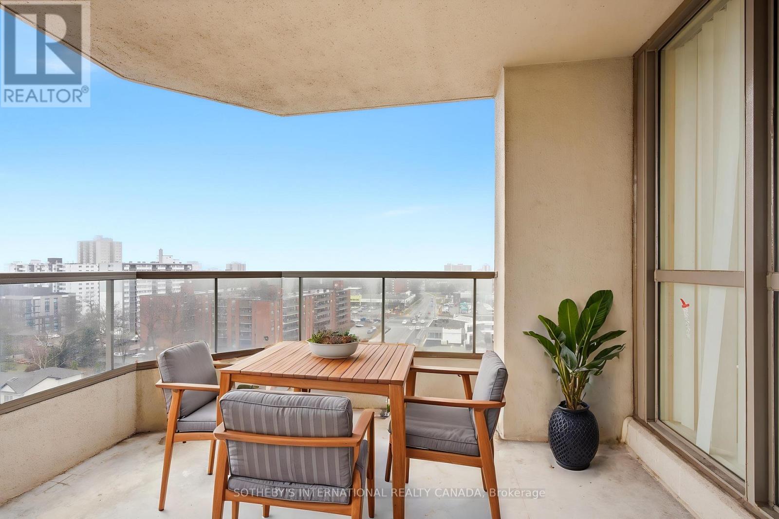 1202 - 75 King Street E, Mississauga, Ontario  L5A 4G5 - Photo 18 - W12994230