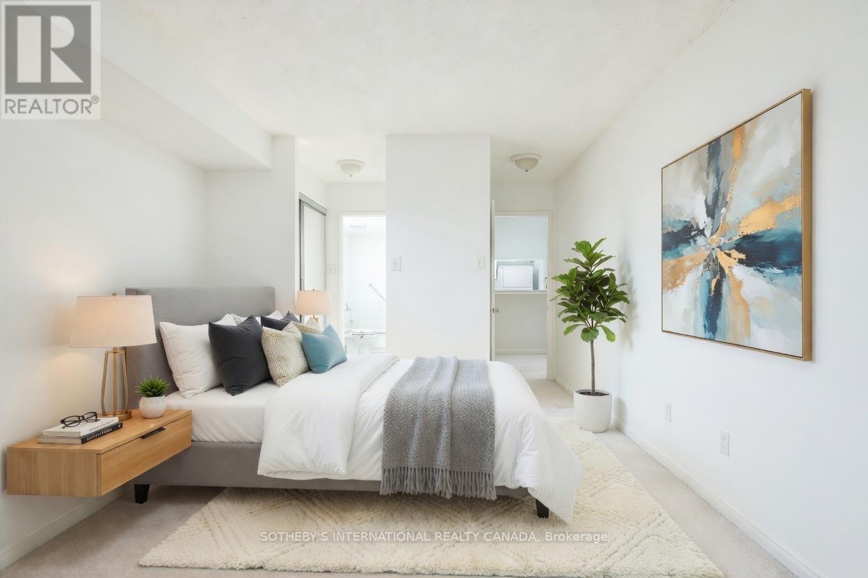 1709 - 75 King Street E, Mississauga, Ontario  L5A 4G5 - Photo 8 - W12994236