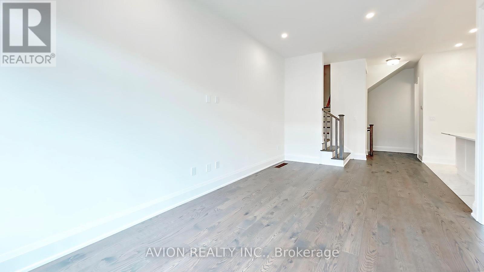 3327 Azam Way, Oakville, Ontario  L6M 5S3 - Photo 12 - W12994260