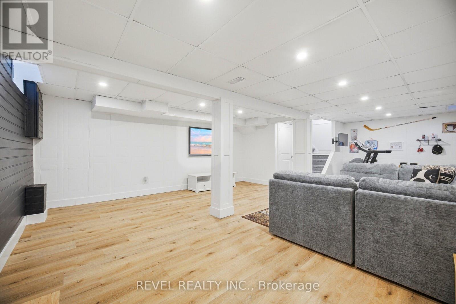 477 Bell Street, Milton, Ontario  L9T 4R6 - Photo 32 - W12994306