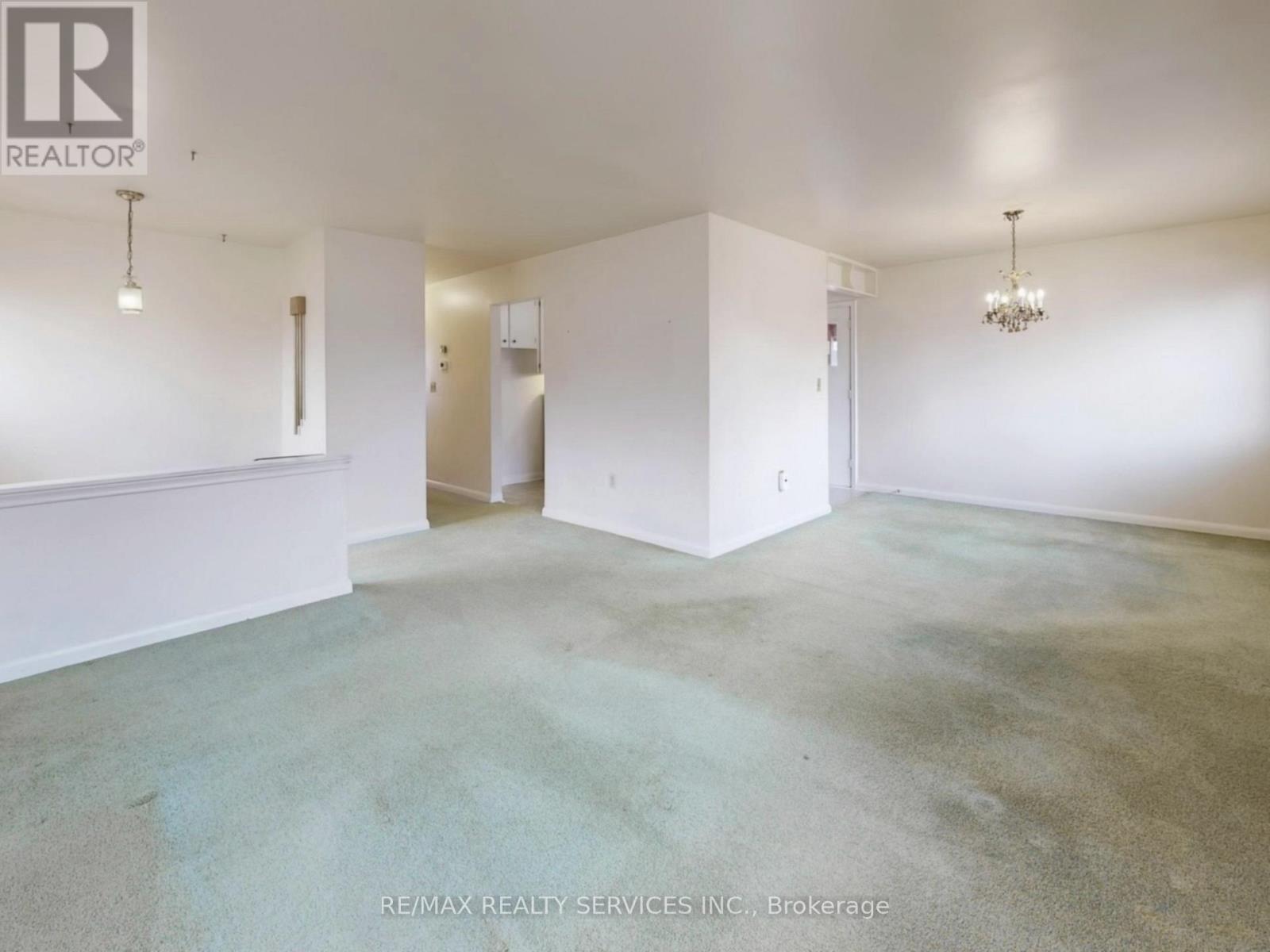 26 Carlyle Crescent, Brampton, Ontario  L6W 2Z1 - Photo 13 - W12994318