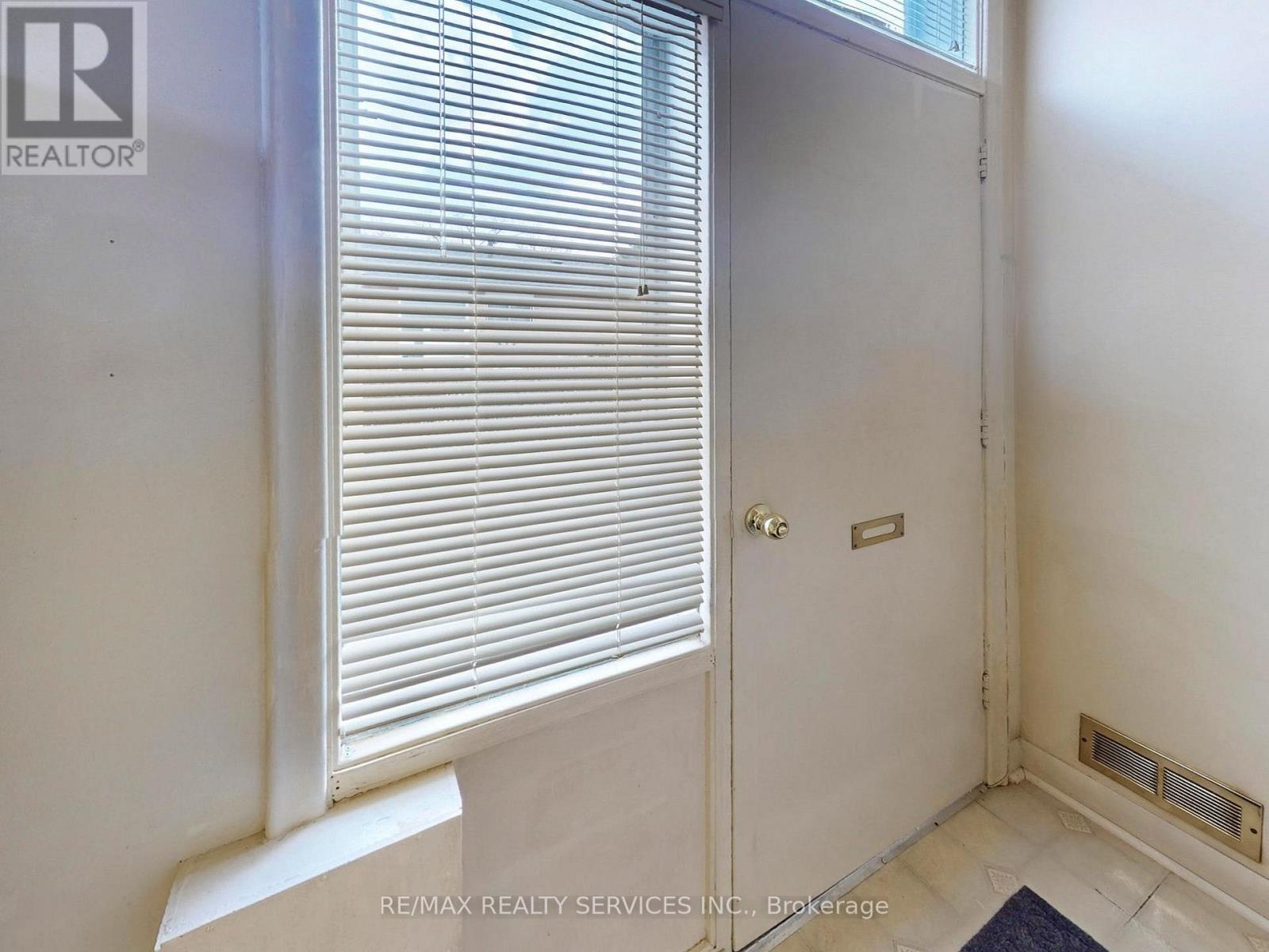 26 Carlyle Crescent, Brampton, Ontario  L6W 2Z1 - Photo 19 - W12994318