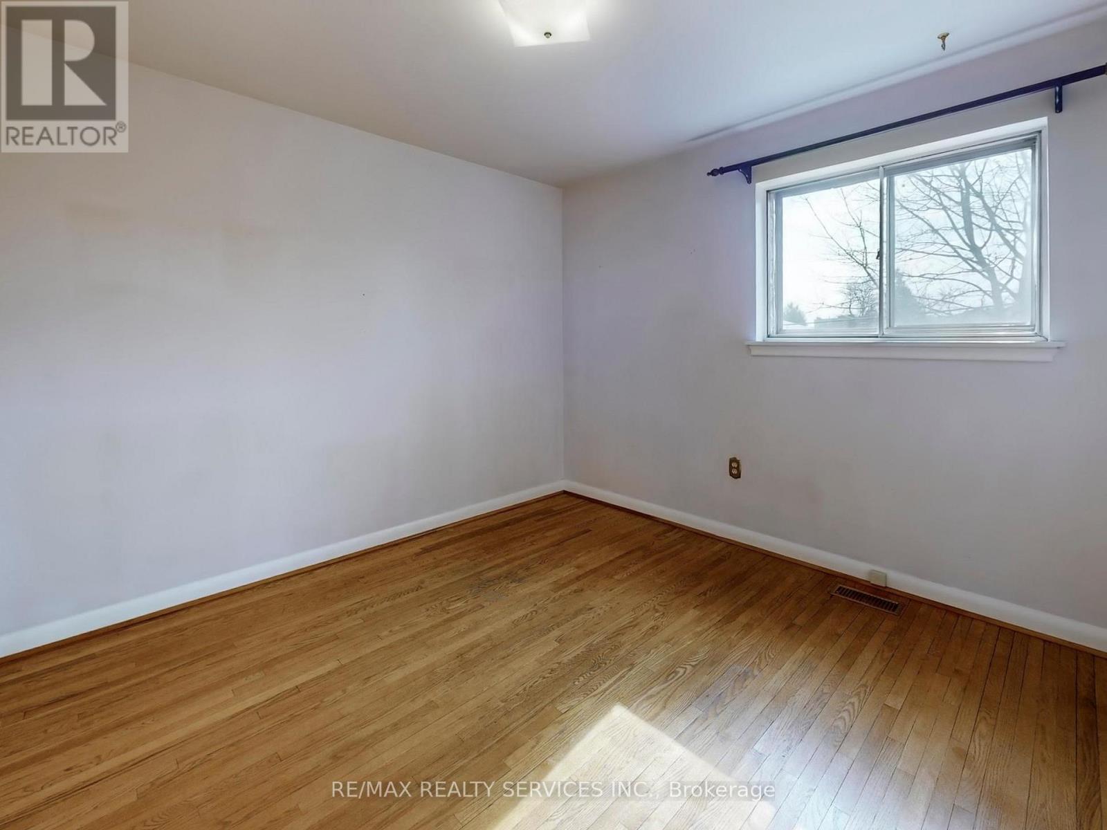 26 Carlyle Crescent, Brampton, Ontario  L6W 2Z1 - Photo 28 - W12994318