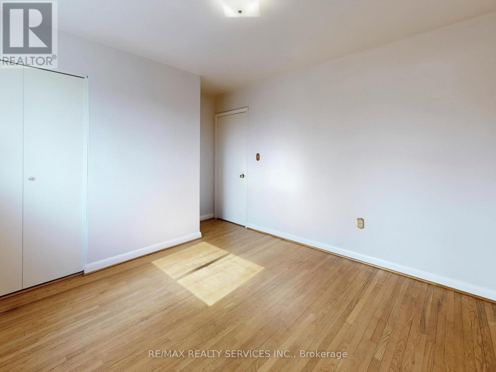 26 Carlyle Crescent, Brampton, Ontario  L6W 2Z1 - Photo 30 - W12994318