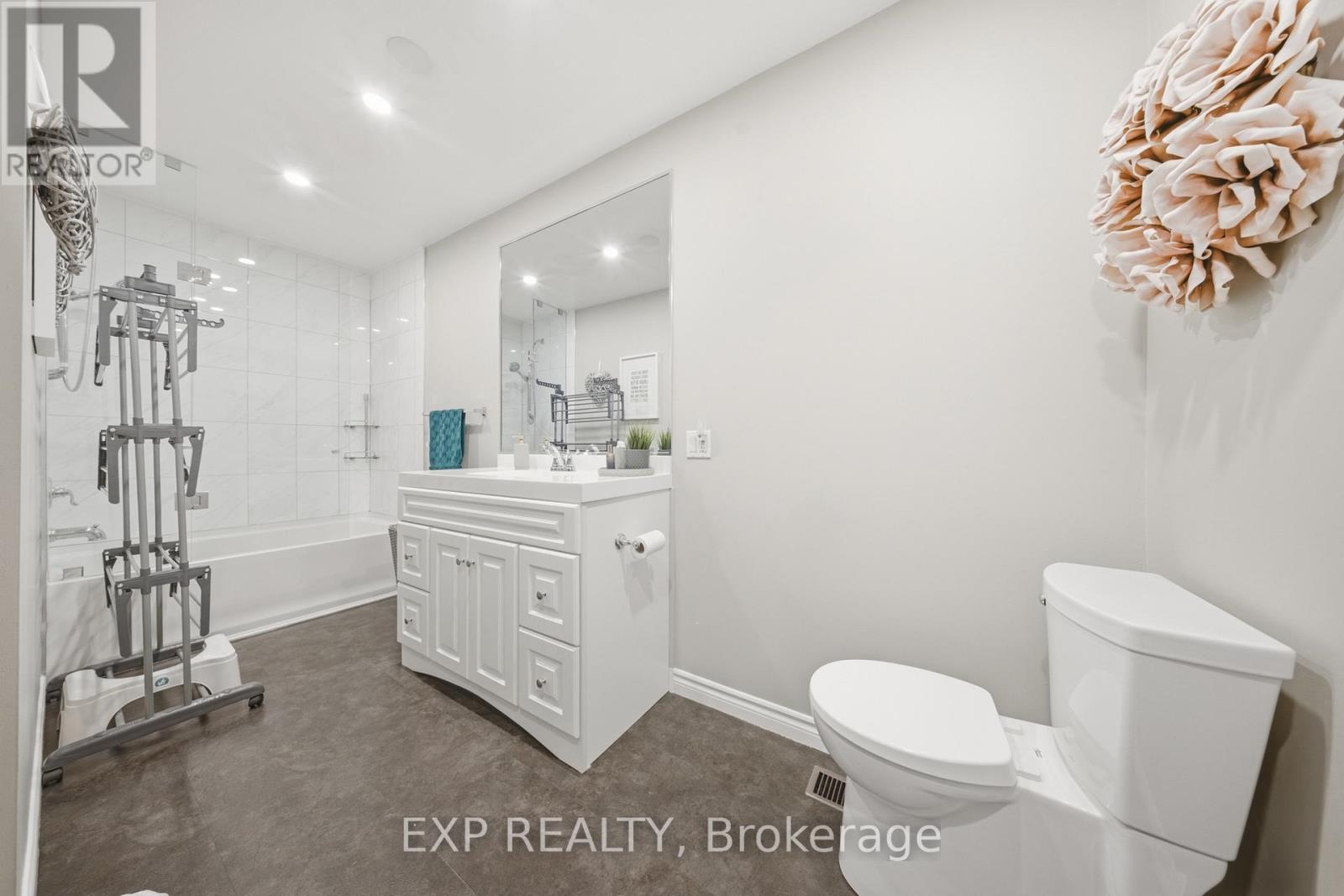 6092 Cedar Springs Road, Burlington, Ontario  L7P 0C3 - Photo 17 - W12994330