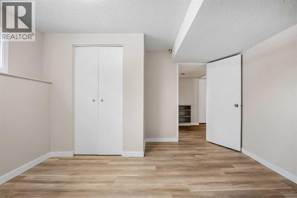 247 Parkwood Close SE, Calgary, Alberta  T2J 3V8 - Photo 30 - A2298324