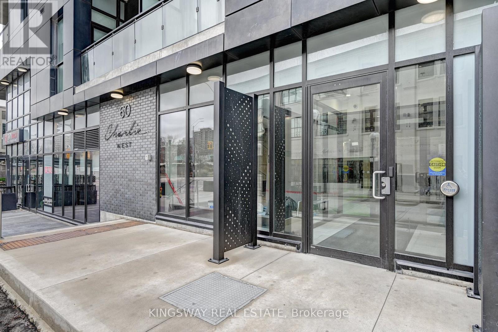 801 - 60 Charles Street W, Kitchener, Ontario  N2G 0C9 - Photo 2 - X12994218