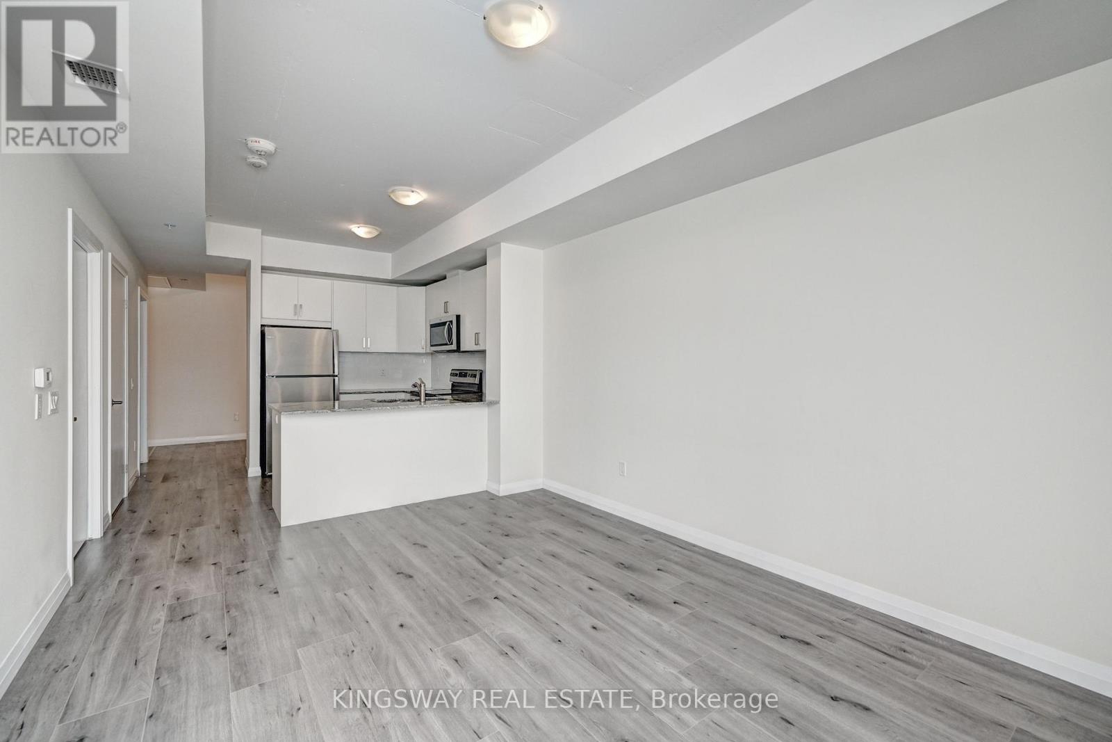 801 - 60 Charles Street W, Kitchener, Ontario  N2G 0C9 - Photo 9 - X12994218