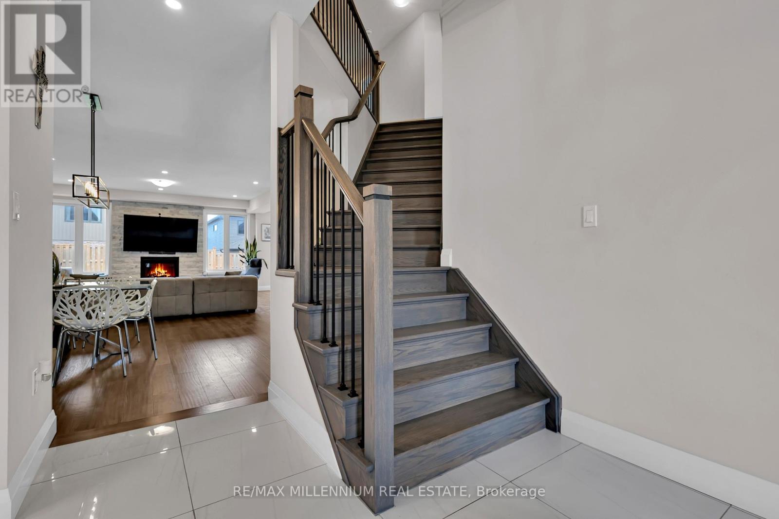 11 Tindall Crescent S, East Luther Grand Valley, Ontario  L9W 6P4 - Photo 6 - X12994310