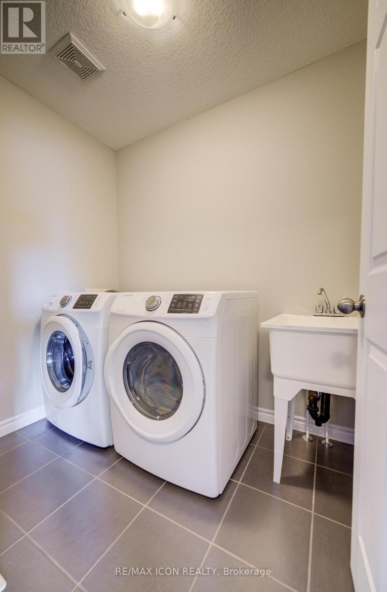 1360 Caen Avenue, Woodstock, Ontario  N4T 0G3 - Photo 31 - X12994334