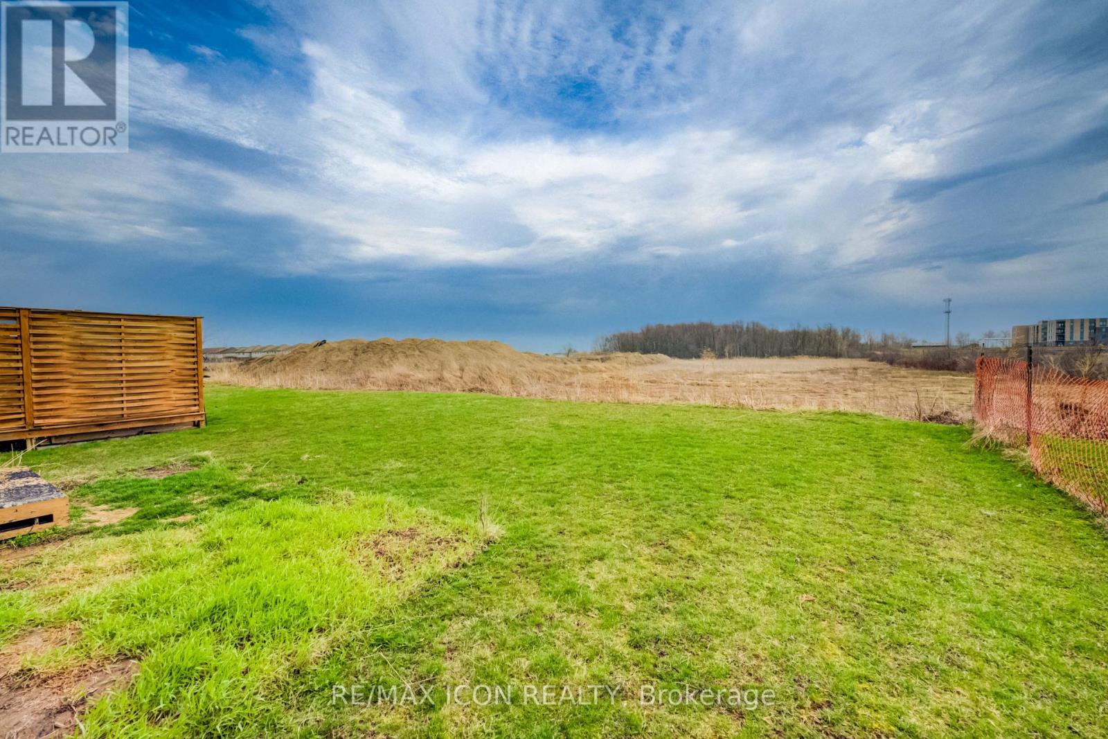 1360 Caen Avenue, Woodstock, Ontario  N4T 0G3 - Photo 33 - X12994334