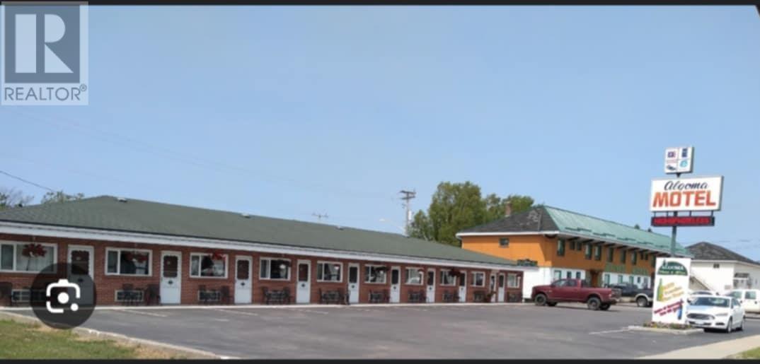 164 Mission Rd, Wawa, Ontario  P0S 1K0 - Photo 15 - SM260681