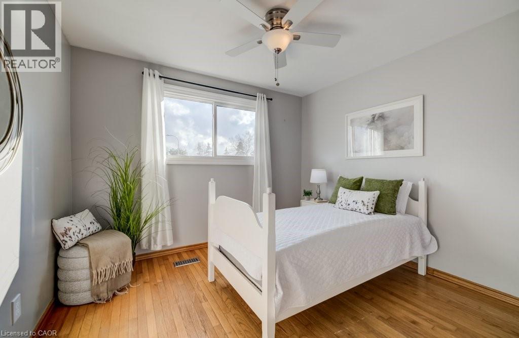 330 Daleview Place, Waterloo, Ontario  N2L 5M5 - Photo 20 - 40818316