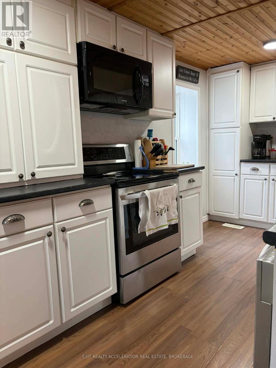 2580 County Road 41, Greater Napanee, Ontario  K0K 2W0 - Photo 15 - X12994360