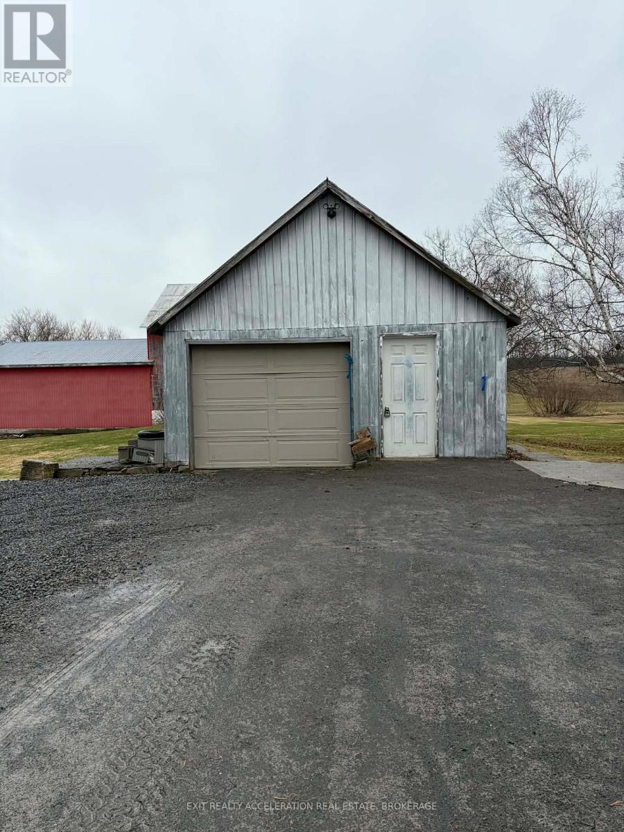 2580 County Road 41, Greater Napanee, Ontario  K0K 2W0 - Photo 39 - X12994360