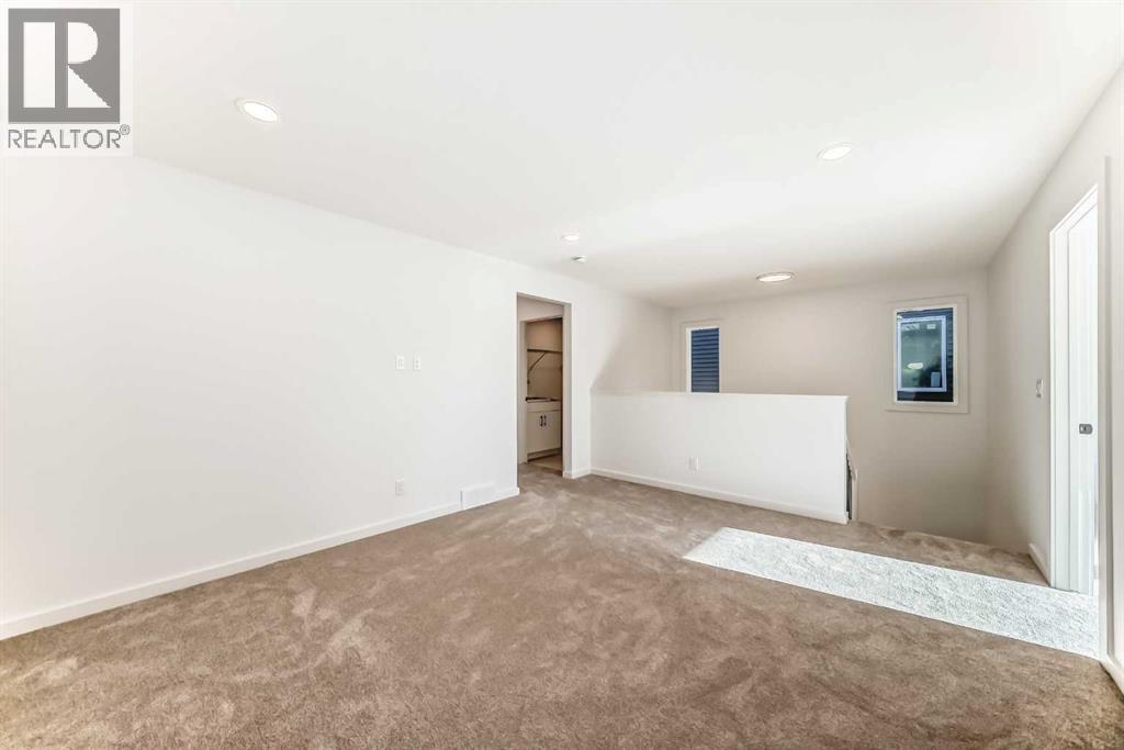 67 Creekside Path Sw, Calgary, Alberta  T2X 5V9 - Photo 30 - A2294127