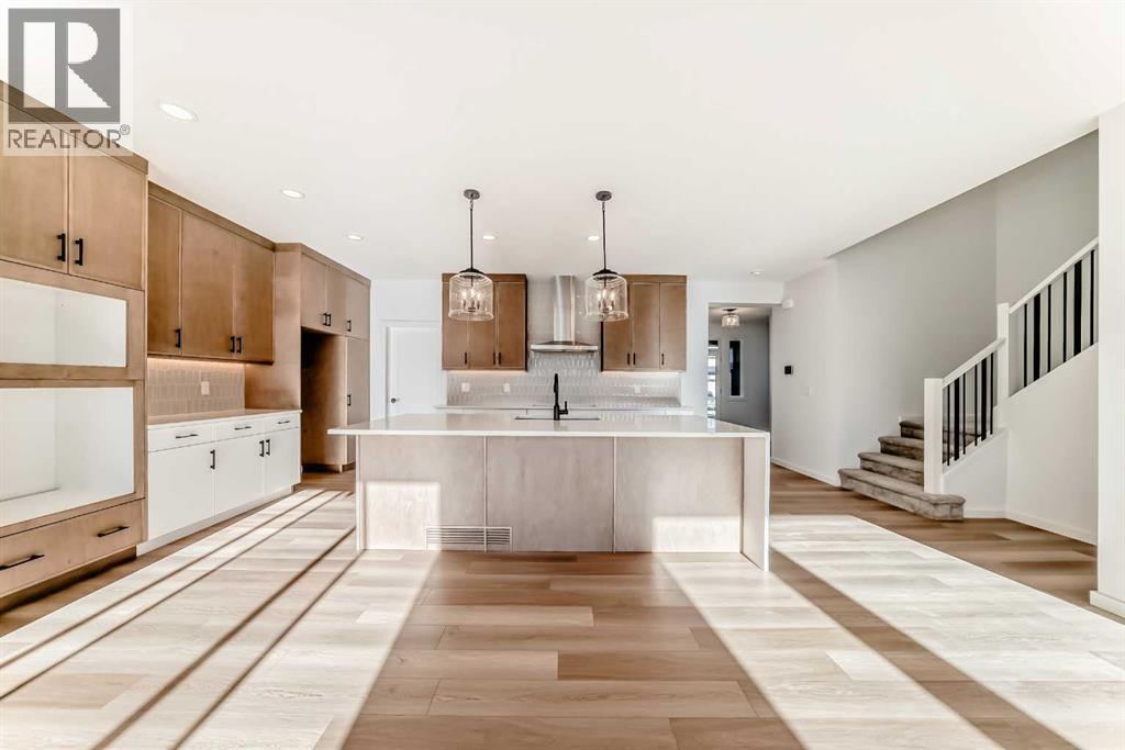 67 Creekside Path Sw, Calgary, Alberta  T2X 5V9 - Photo 9 - A2294127