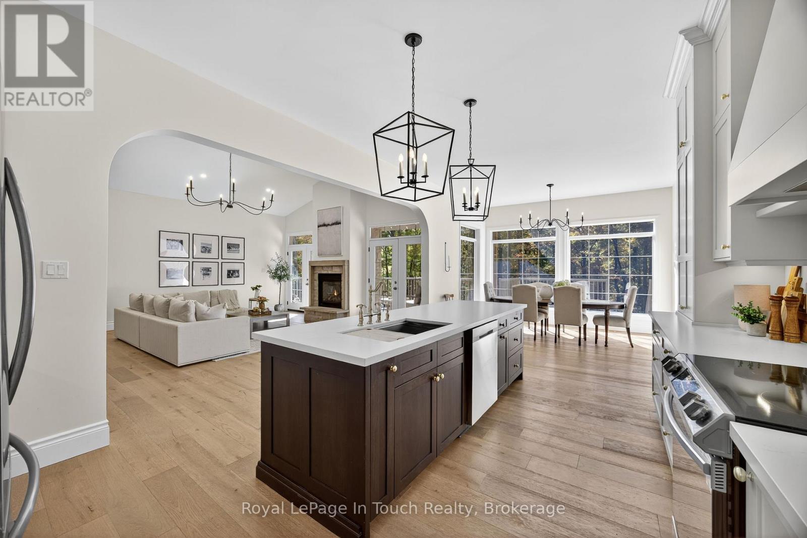 62 Tanners Road, Tay, Ontario  L0K 2C0 - Photo 10 - S12475311