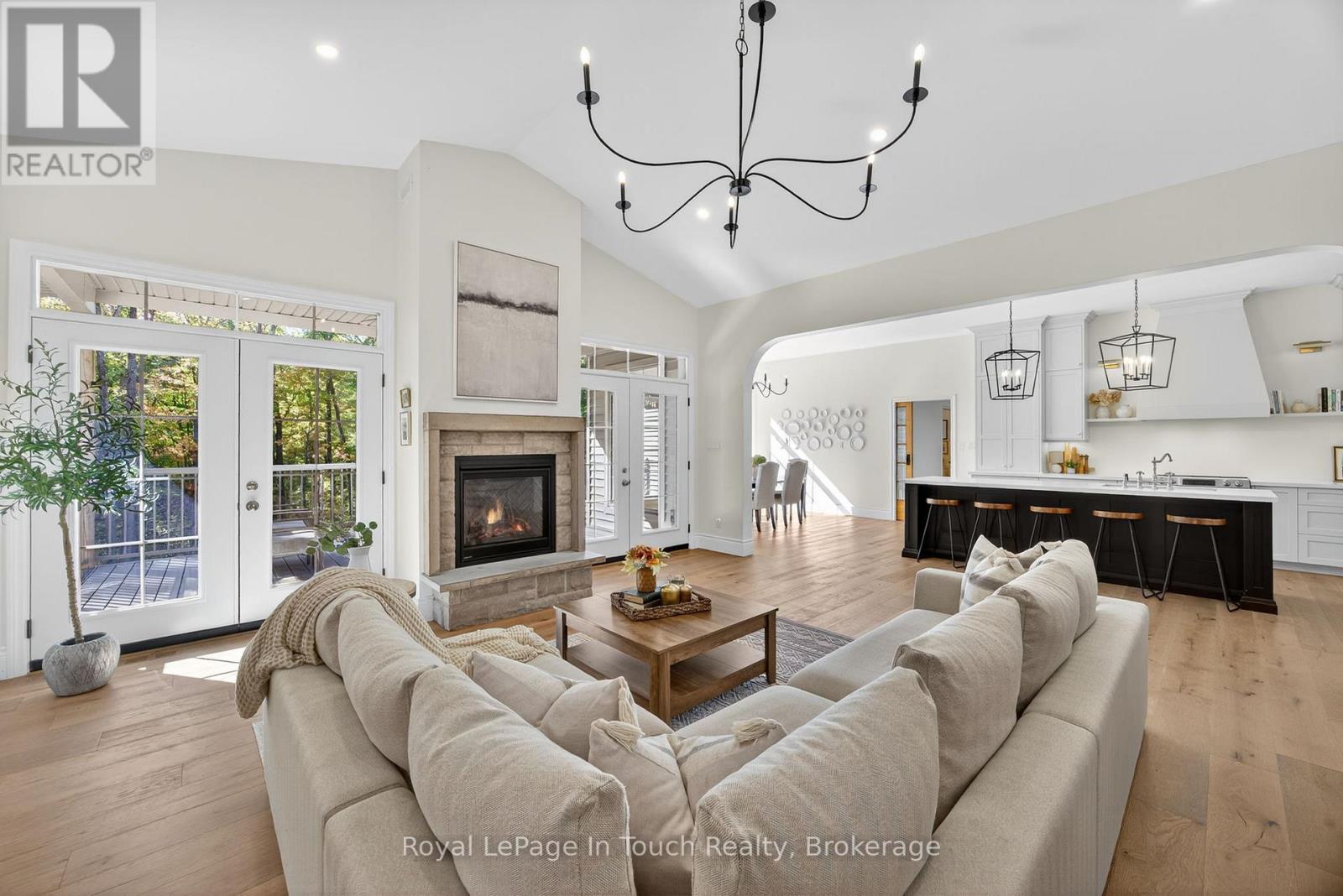 62 Tanners Road, Tay, Ontario  L0K 2C0 - Photo 17 - S12475311