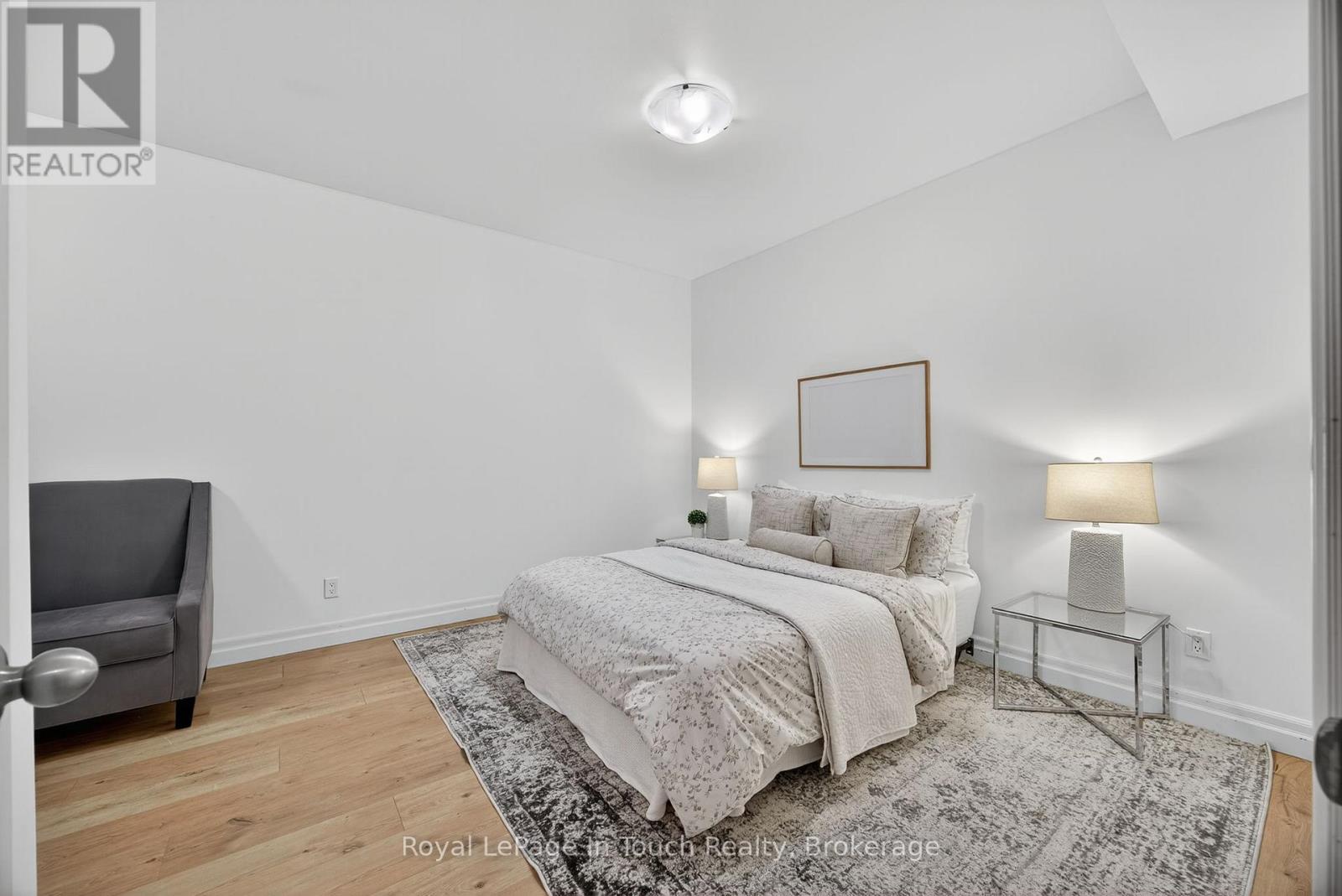 62 Tanners Road, Tay, Ontario  L0K 2C0 - Photo 31 - S12475311