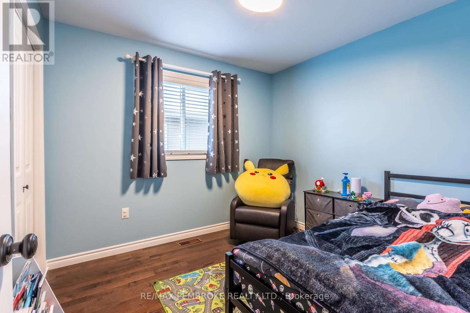 46 Highland Park Drive, Petawawa, Ontario  K8H 0A3 - Photo 18 - X12994374