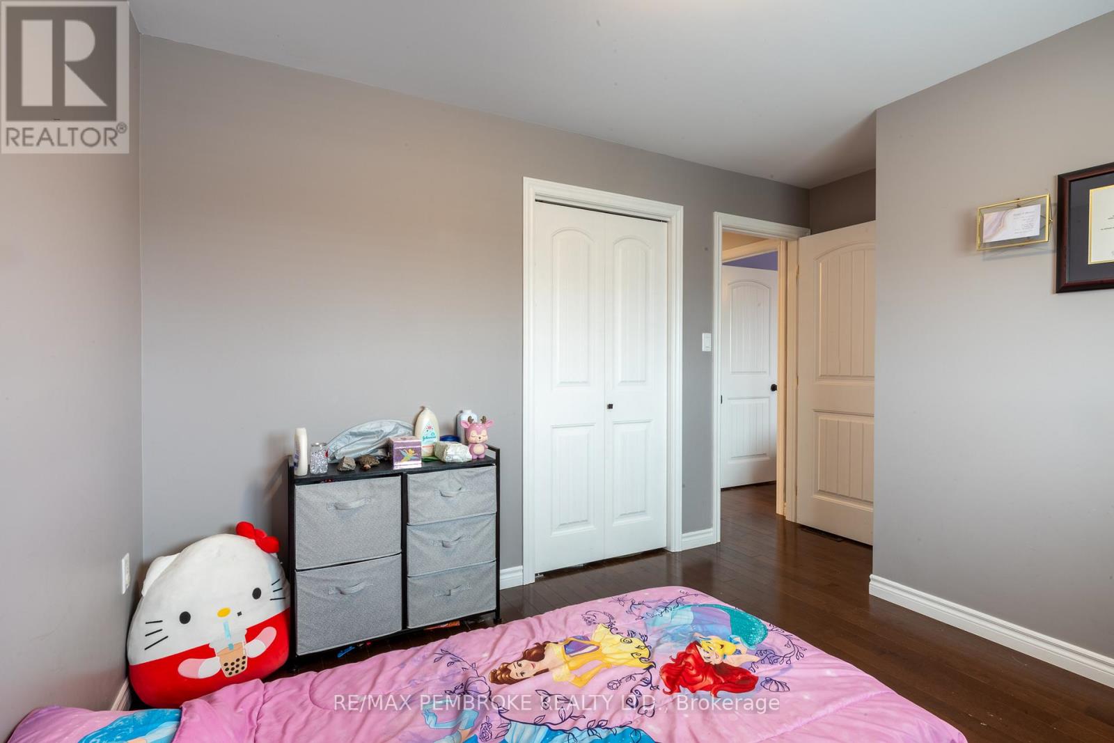 46 Highland Park Drive, Petawawa, Ontario  K8H 0A3 - Photo 21 - X12994374