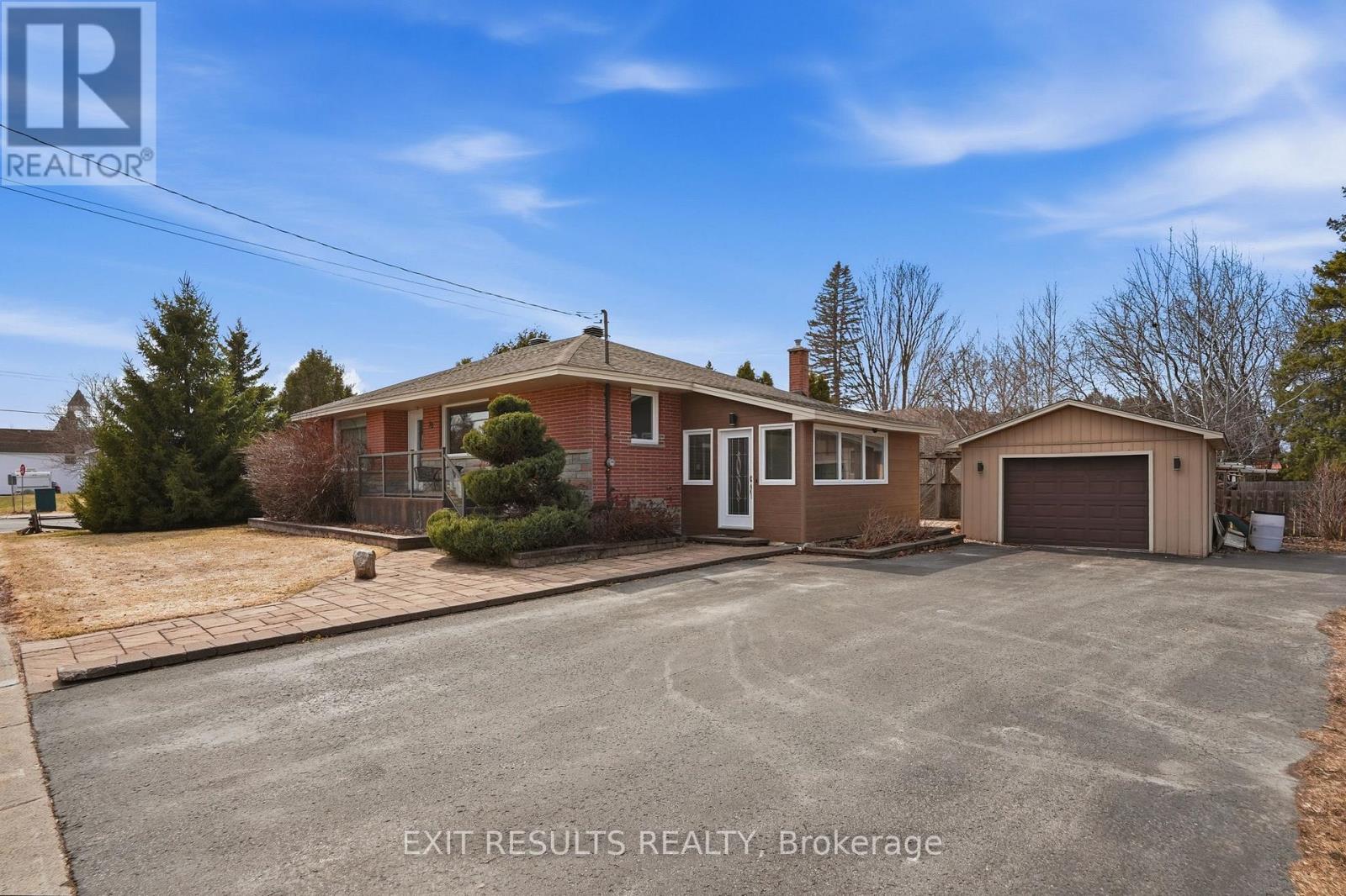 72 Main Street, The Nation, Ontario  K0A 2M0 - Photo 2 - X12994378