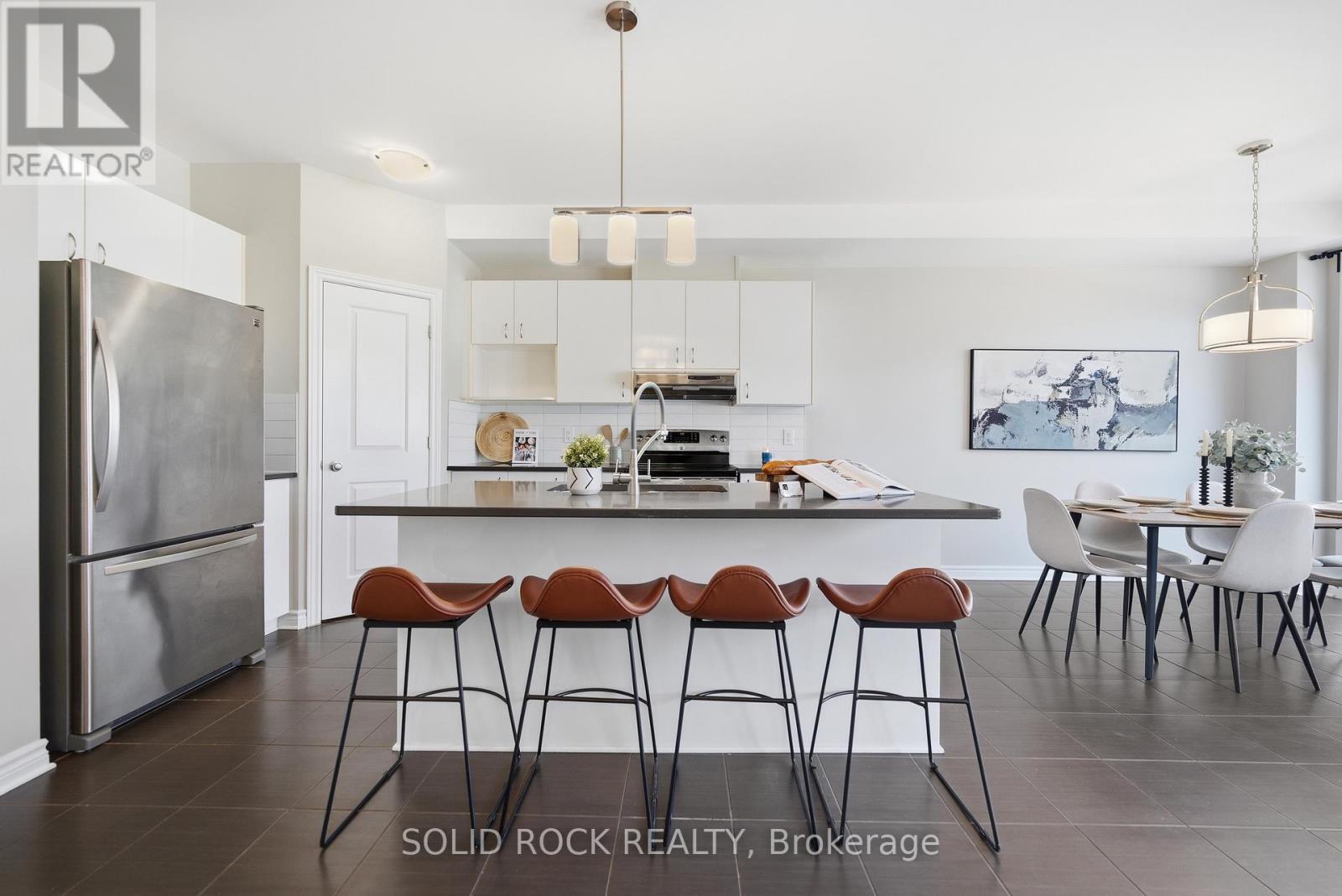 154 Westover Crescent E, Ottawa, Ontario  K2T 0K6 - Photo 10 - X12994384