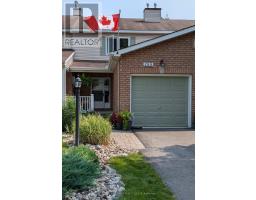 155 MARKLAND CRESCENT, Ottawa, Ontario