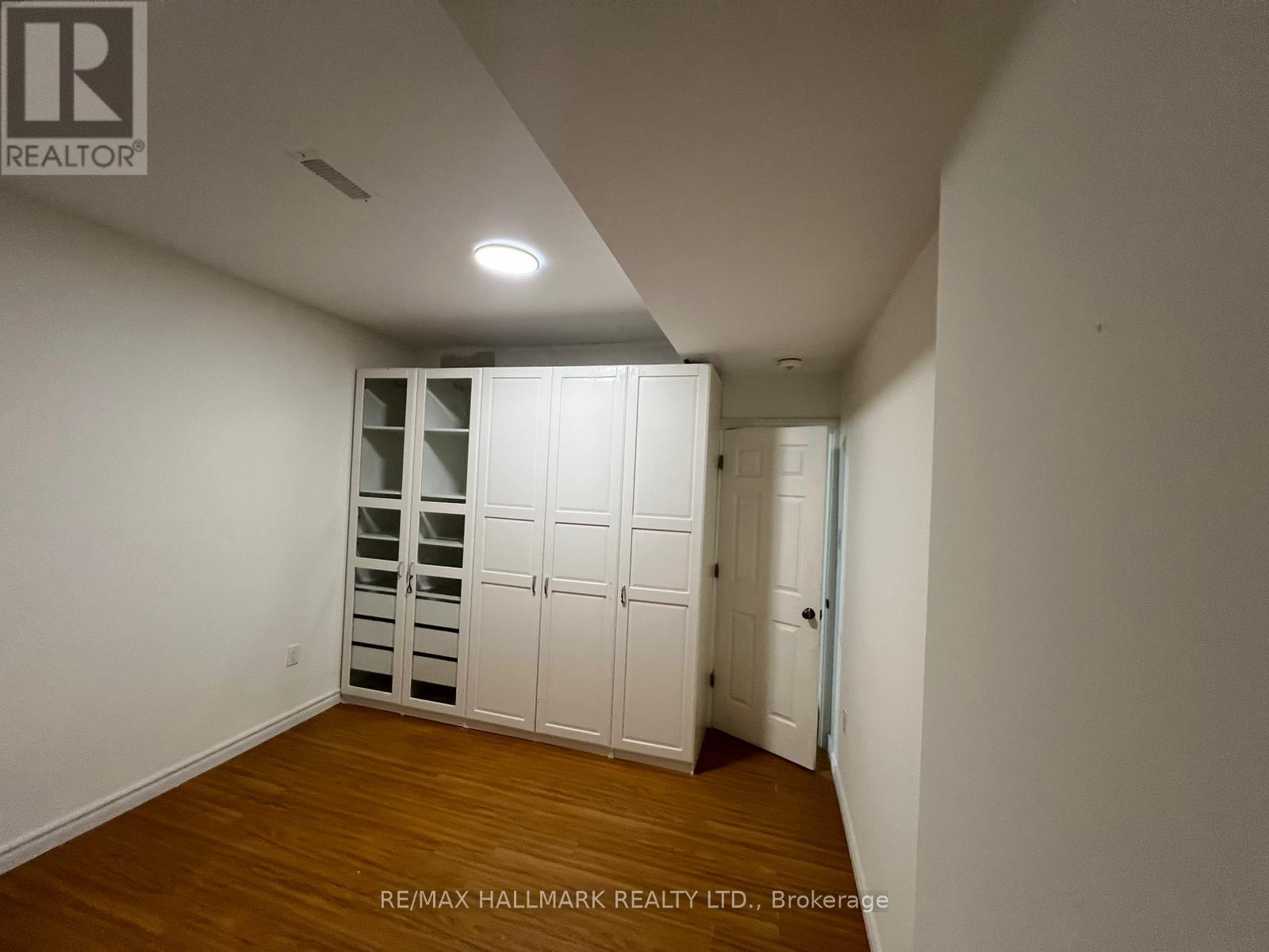 17 Barre Drive, Barrie, Ontario  L4N 7N6 - Photo 11 - S12920828