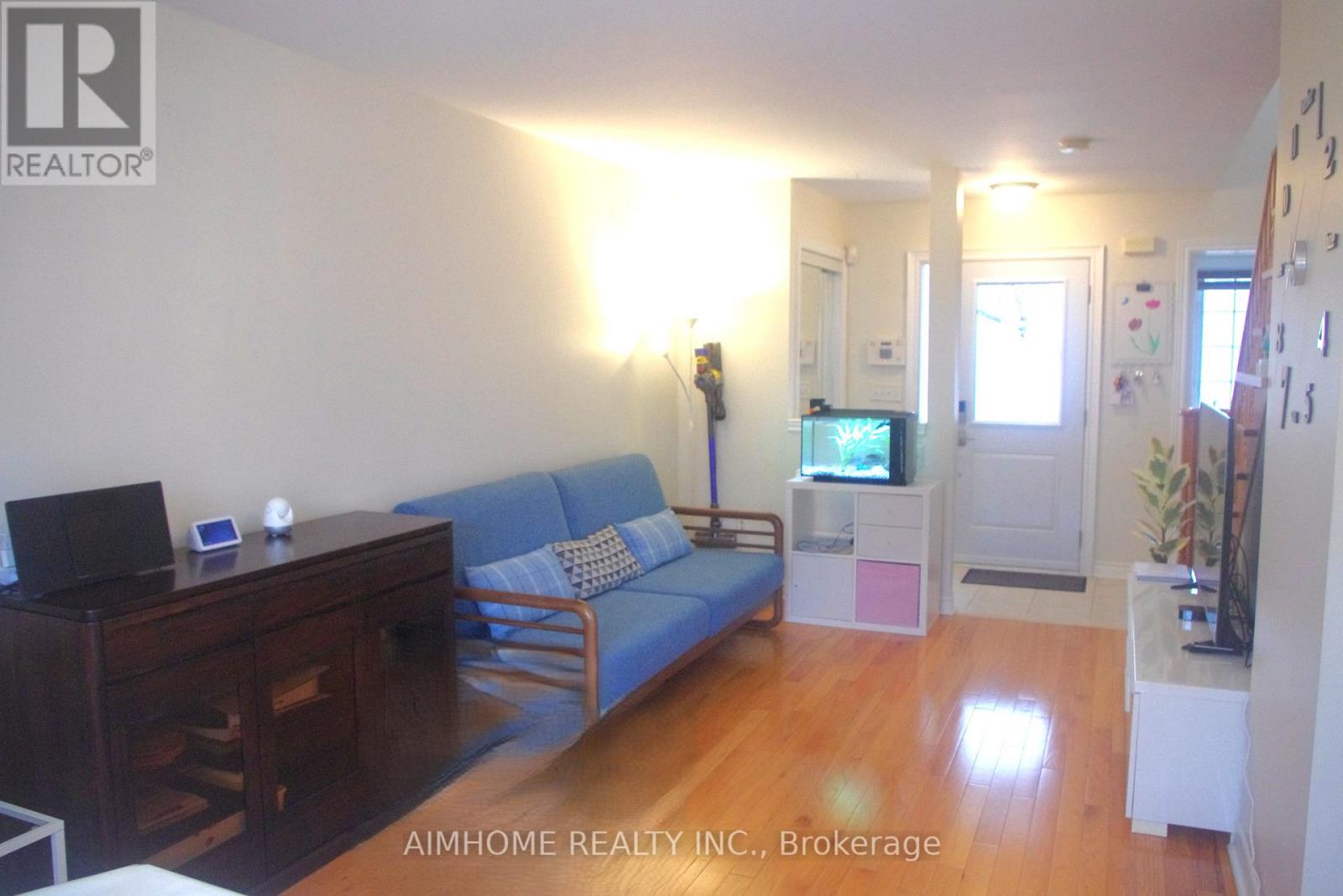 4889 James Austin Drive, Mississauga, Ontario  L4Z 4J2 - Photo 6 - W12919290