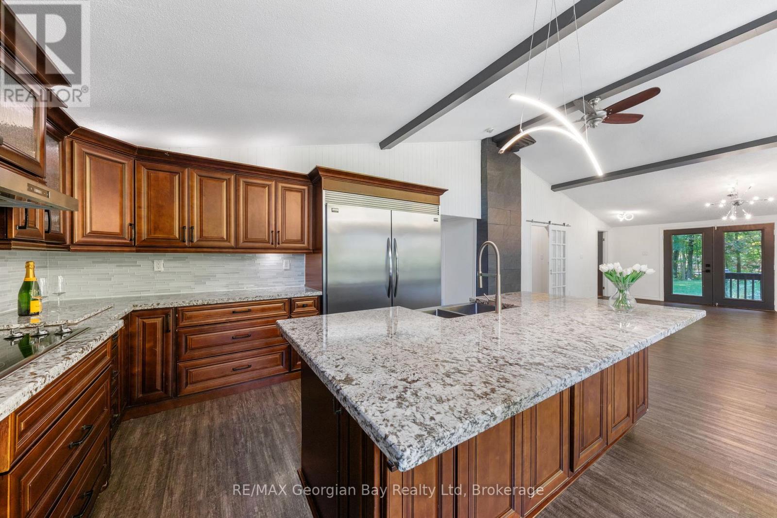 1745 Twin Oaks Crescent, Severn, Ontario  L0K 1E0 - Photo 11 - S12994386