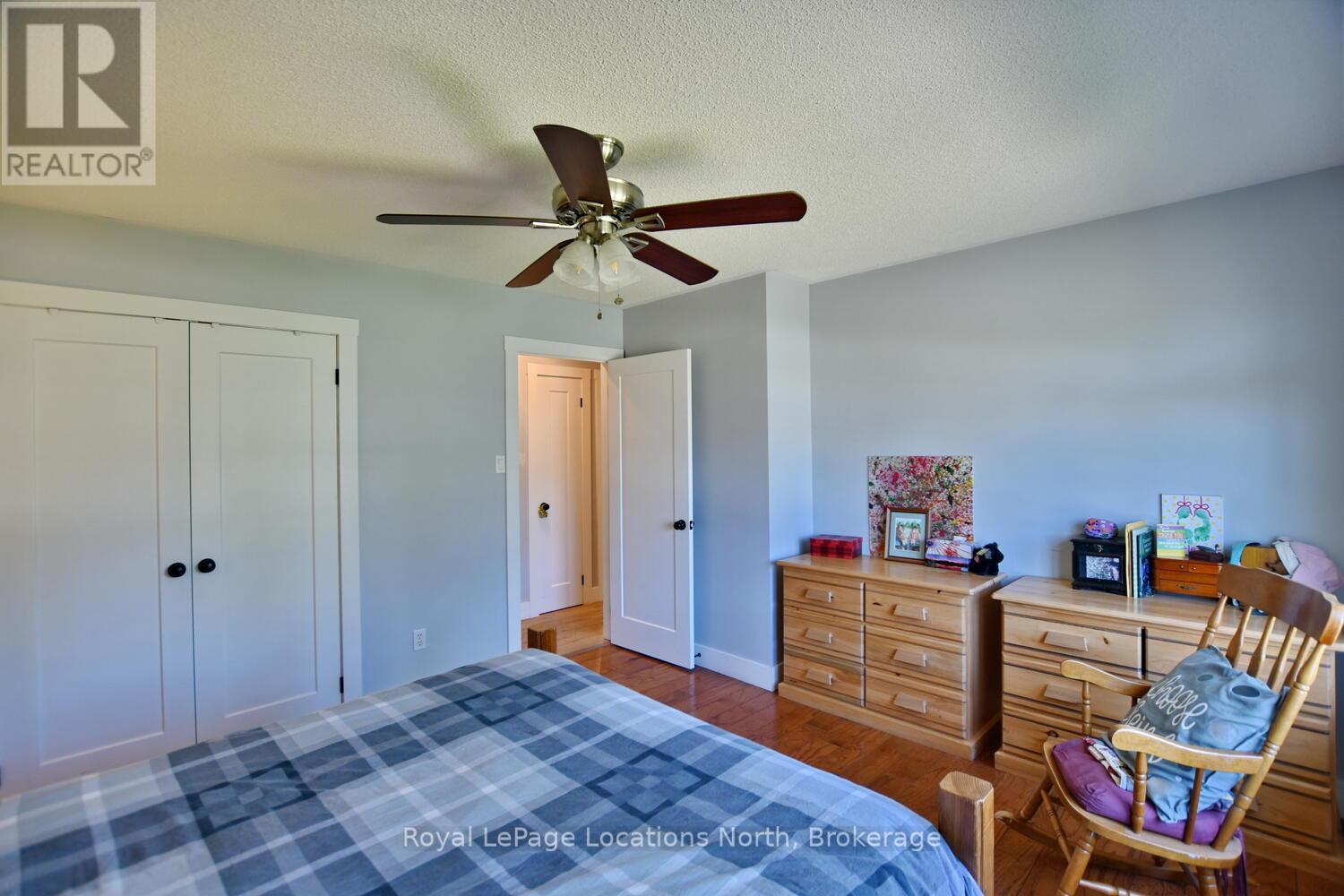 44 Donald Avenue, Clearview, Ontario  L0M 1P0 - Photo 27 - S12994404