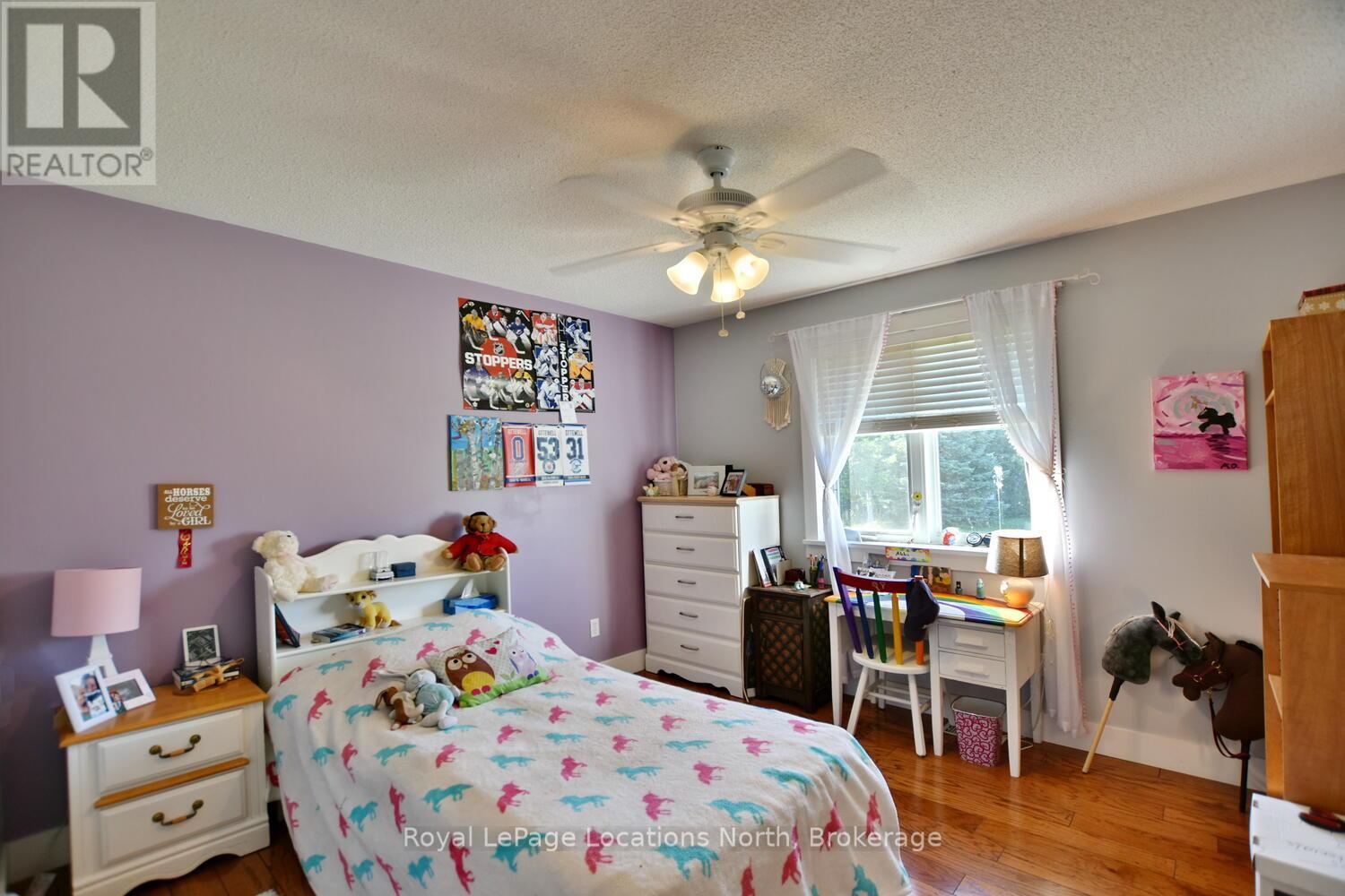 44 Donald Avenue, Clearview, Ontario  L0M 1P0 - Photo 31 - S12994404