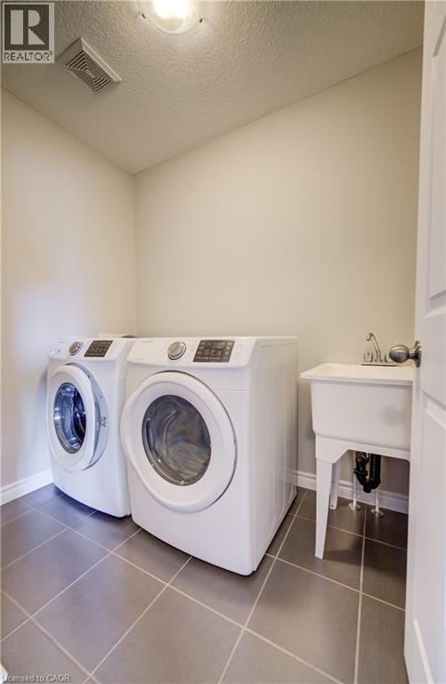 1360 Caen Avenue, Woodstock, Ontario  N4T 0J3 - Photo 30 - 40820500