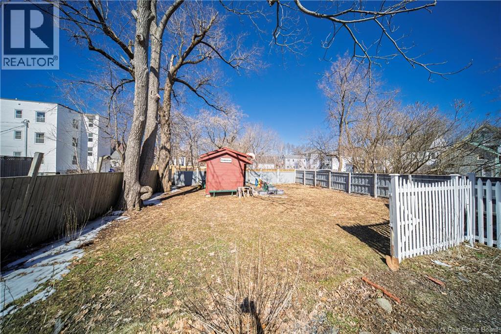 225 York Street, Fredericton, New Brunswick  E3B 3N9 - Photo 31 - NB136747