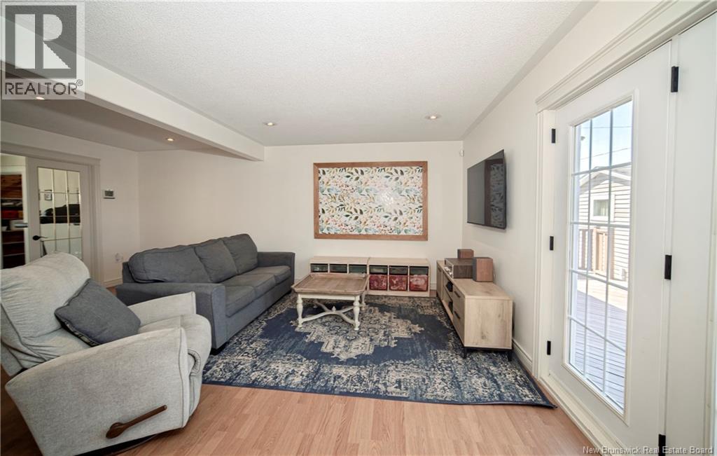 419 Cherry Avenue, Fredericton, New Brunswick  E3A 5L2 - Photo 10 - NB137051