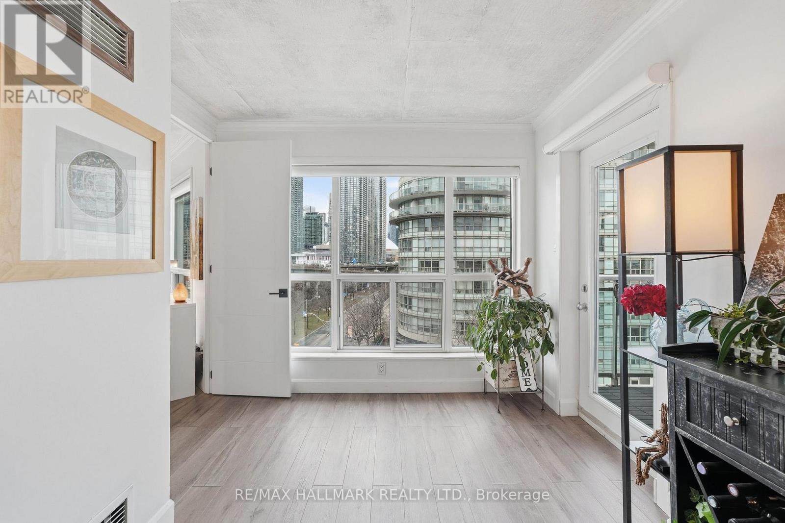 705 - 600 Queens Quay W, Toronto, Ontario M5V 3M3 - Photo 22 - C12994352