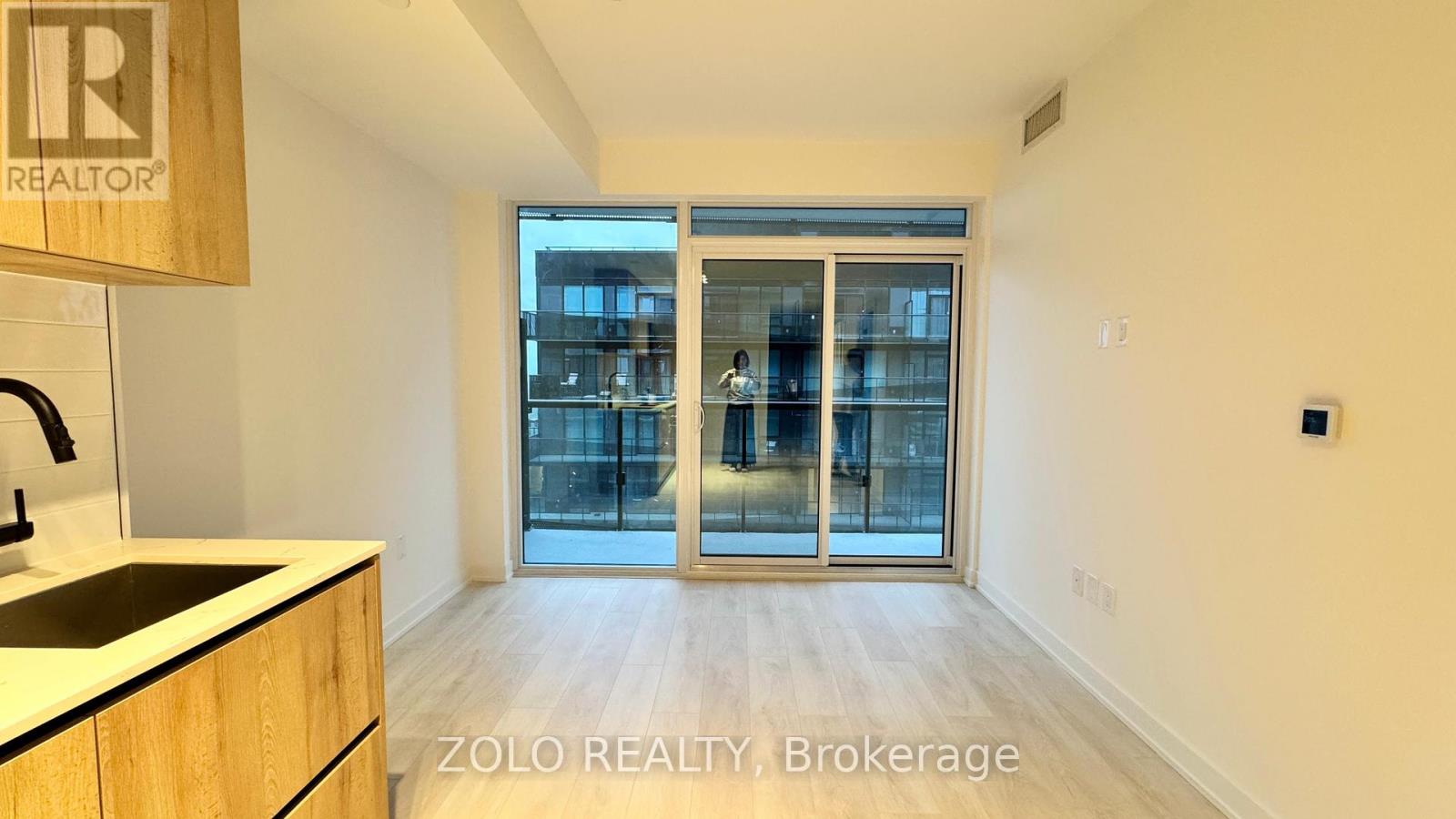 3513 - 117 Broadway Avenue S, Toronto, Ontario  M4P 1V4 - Photo 9 - C12994366