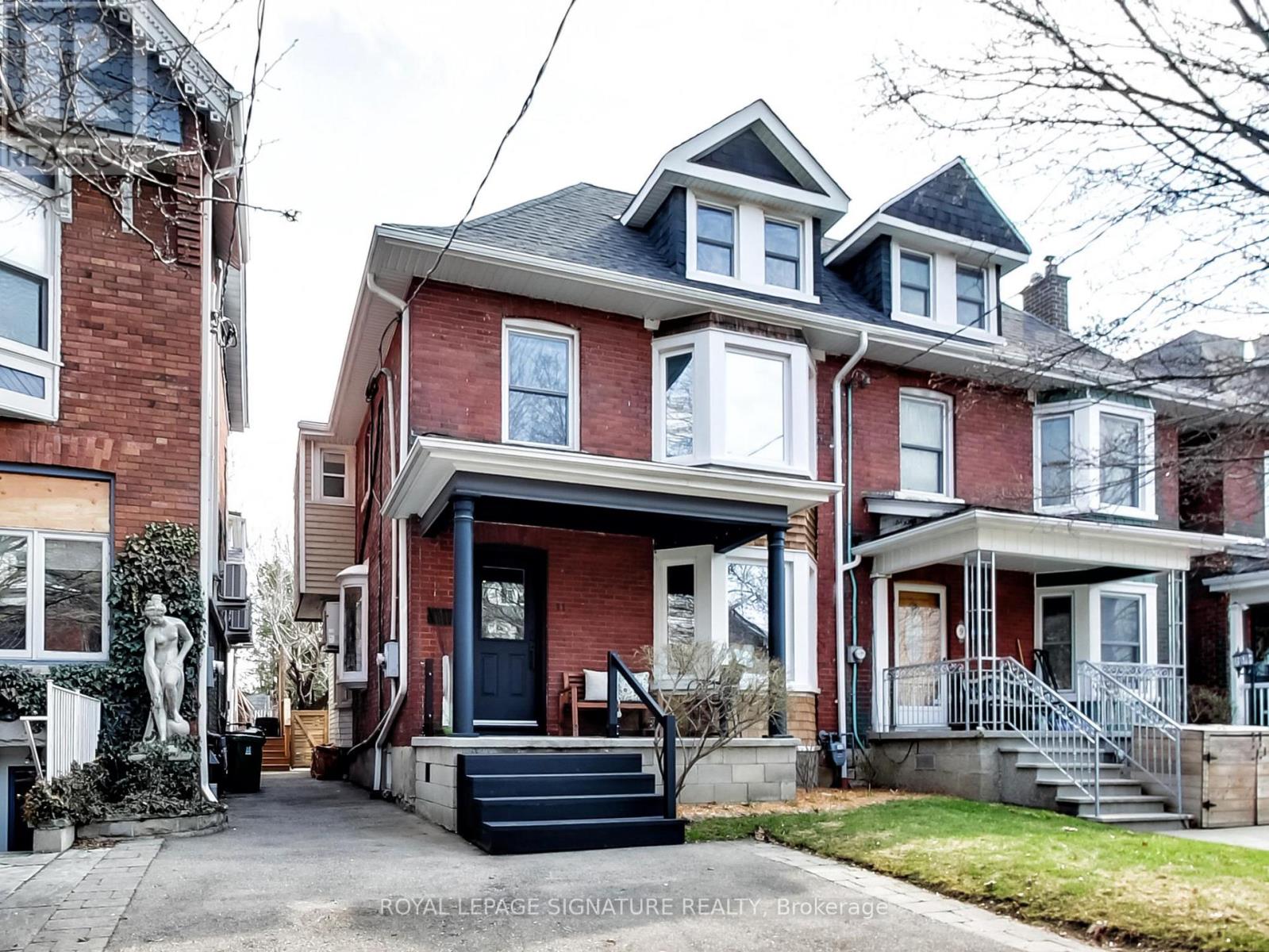 11 Delaware Avenue, Toronto, Ontario  M6H 2S8 - Photo 2 - C12994396