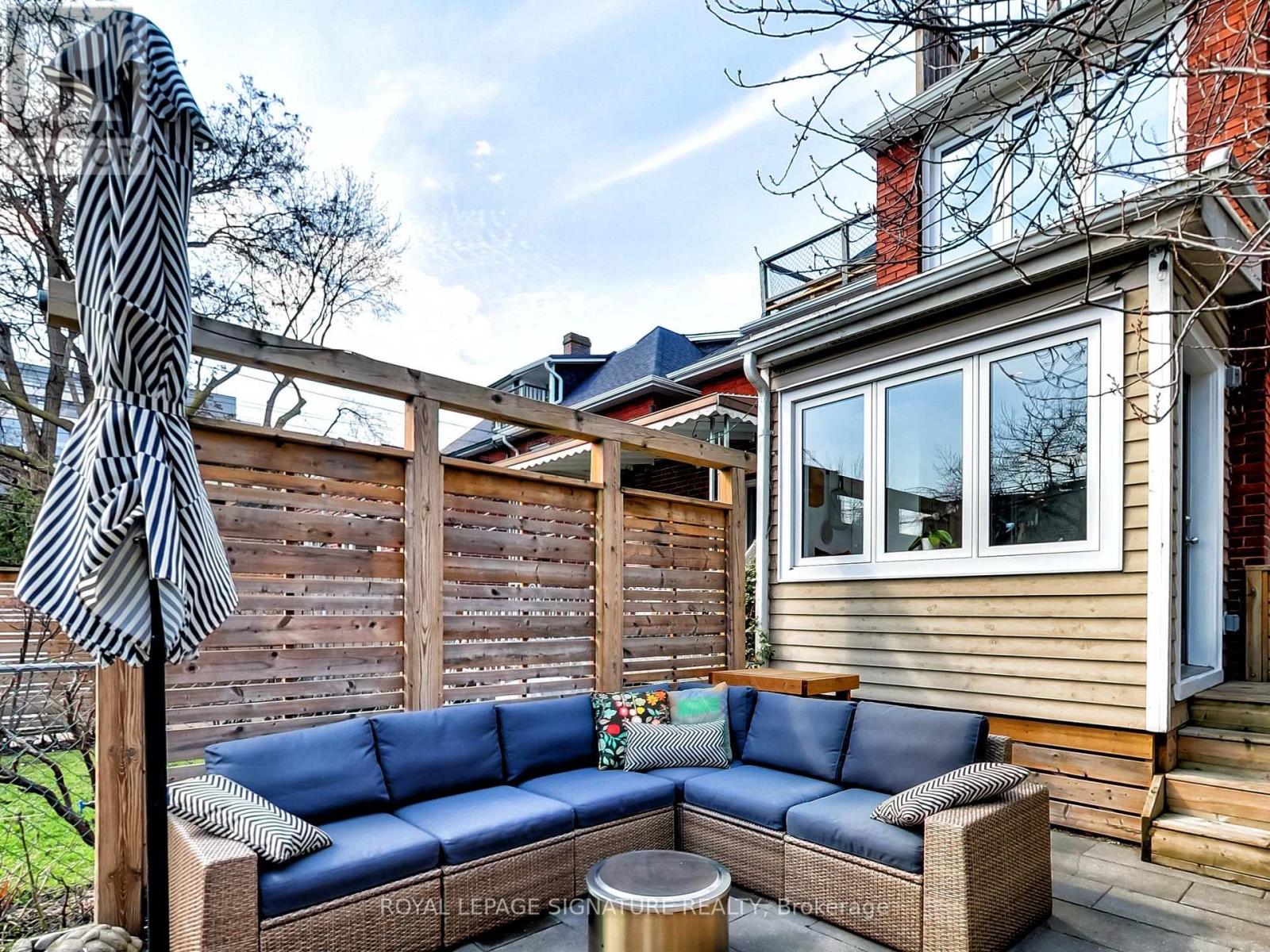 11 Delaware Avenue, Toronto, Ontario  M6H 2S8 - Photo 45 - C12994396