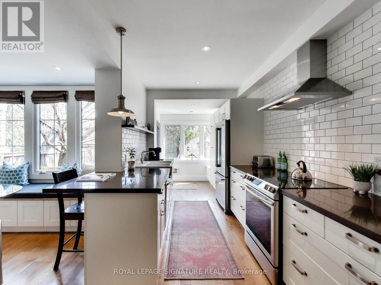 11 Delaware Avenue, Toronto, Ontario  M6H 2S8 - Photo 9 - C12994396