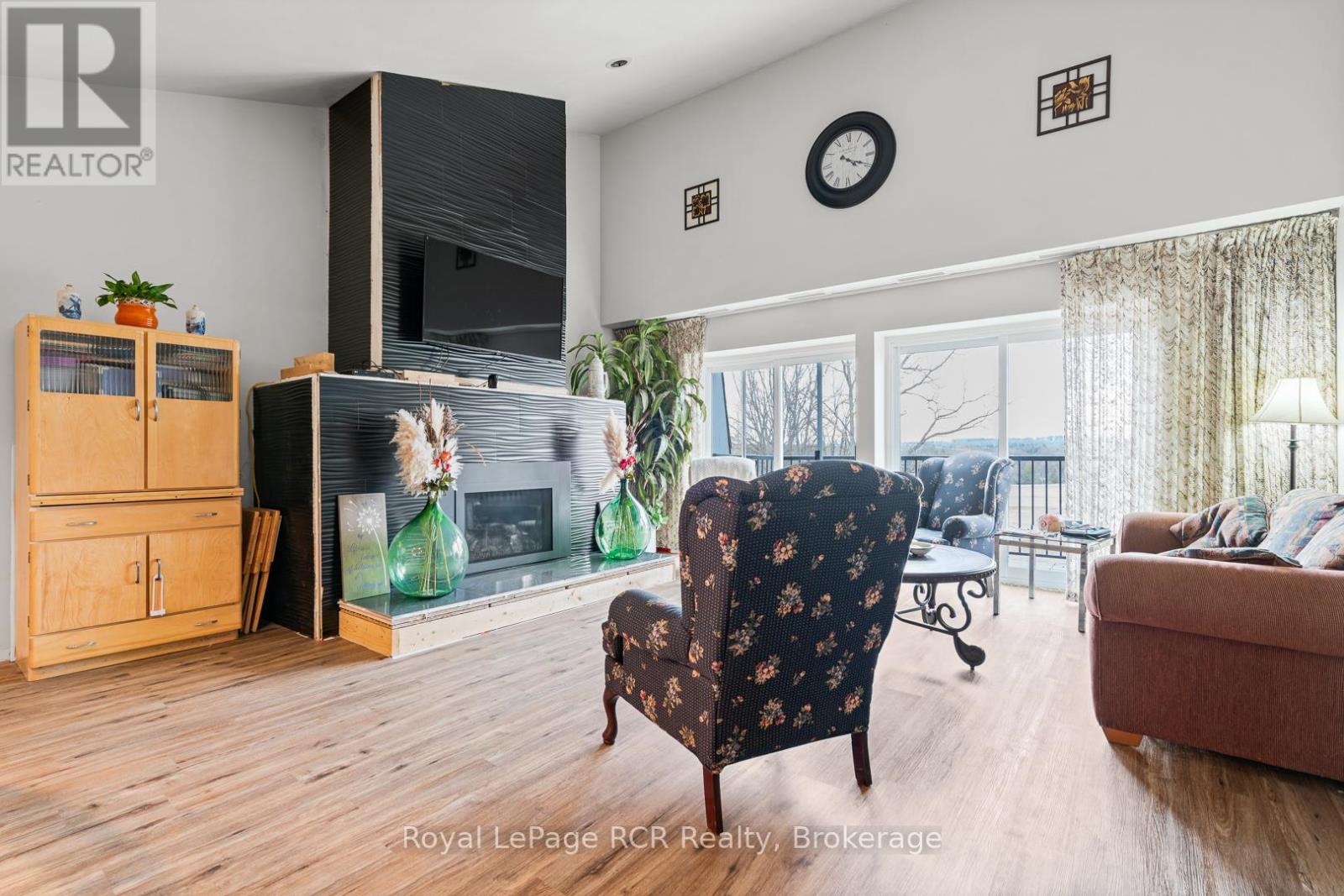 136 4th Avenue, Hanover, Ontario  N4N 2B3 - Photo 24 - X12981958