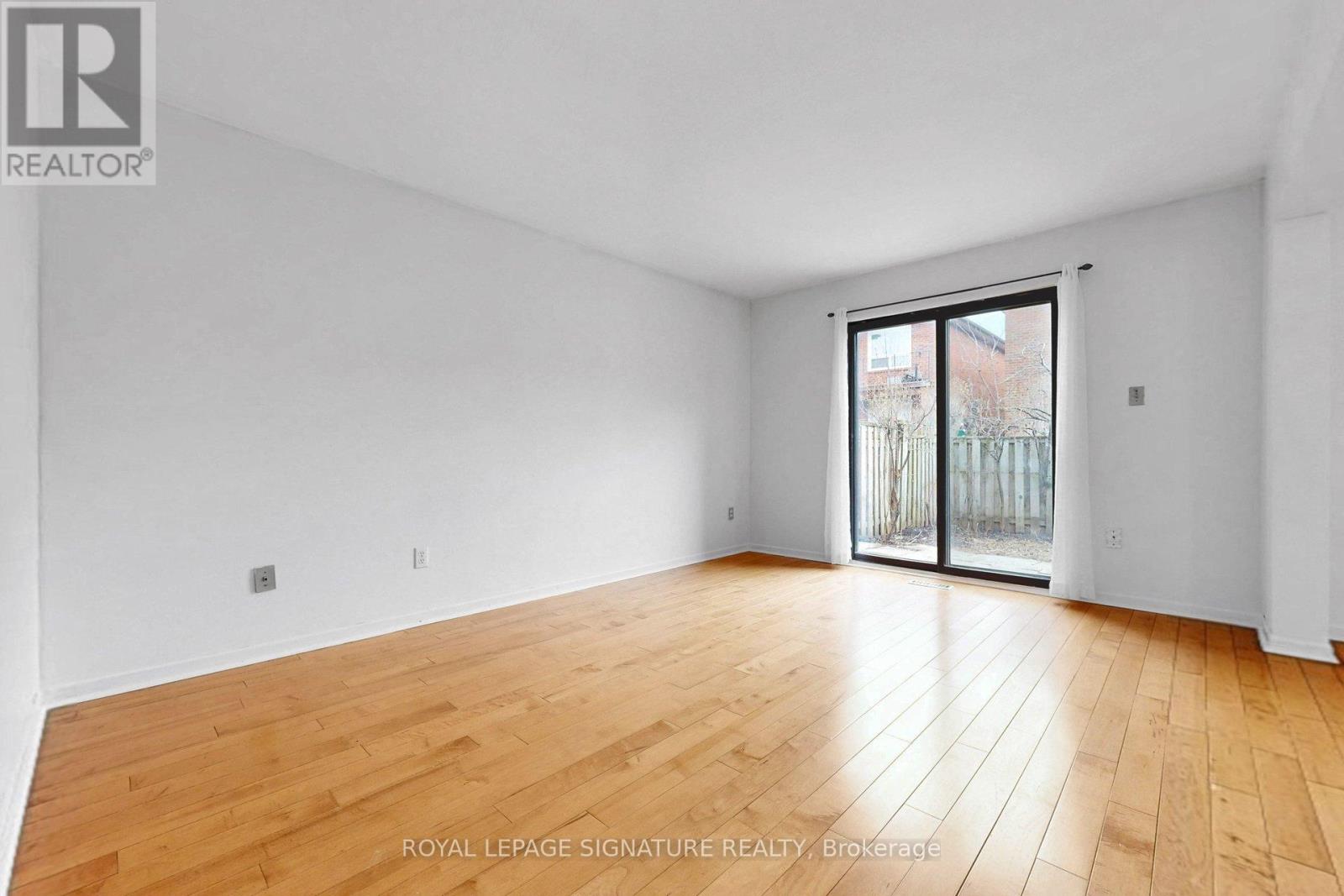 27 Rainthorpe Crescent, Toronto, Ontario  M1W 3S6 - Photo 11 - E12994390