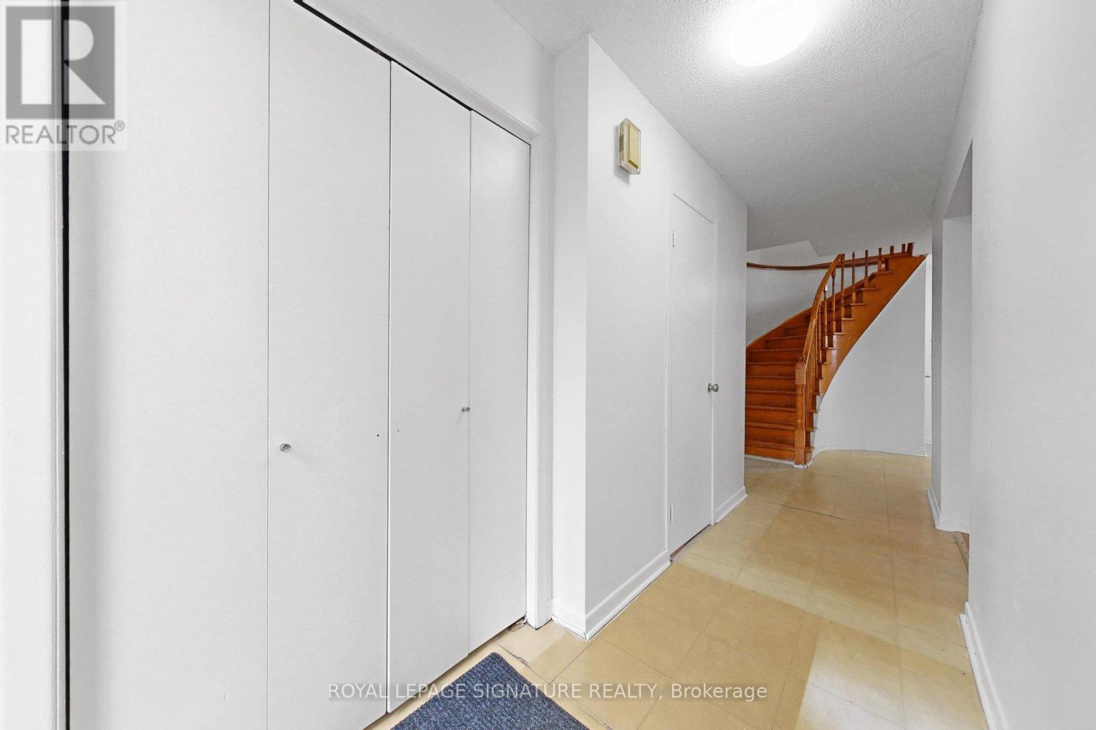 27 Rainthorpe Crescent, Toronto, Ontario  M1W 3S6 - Photo 20 - E12994390