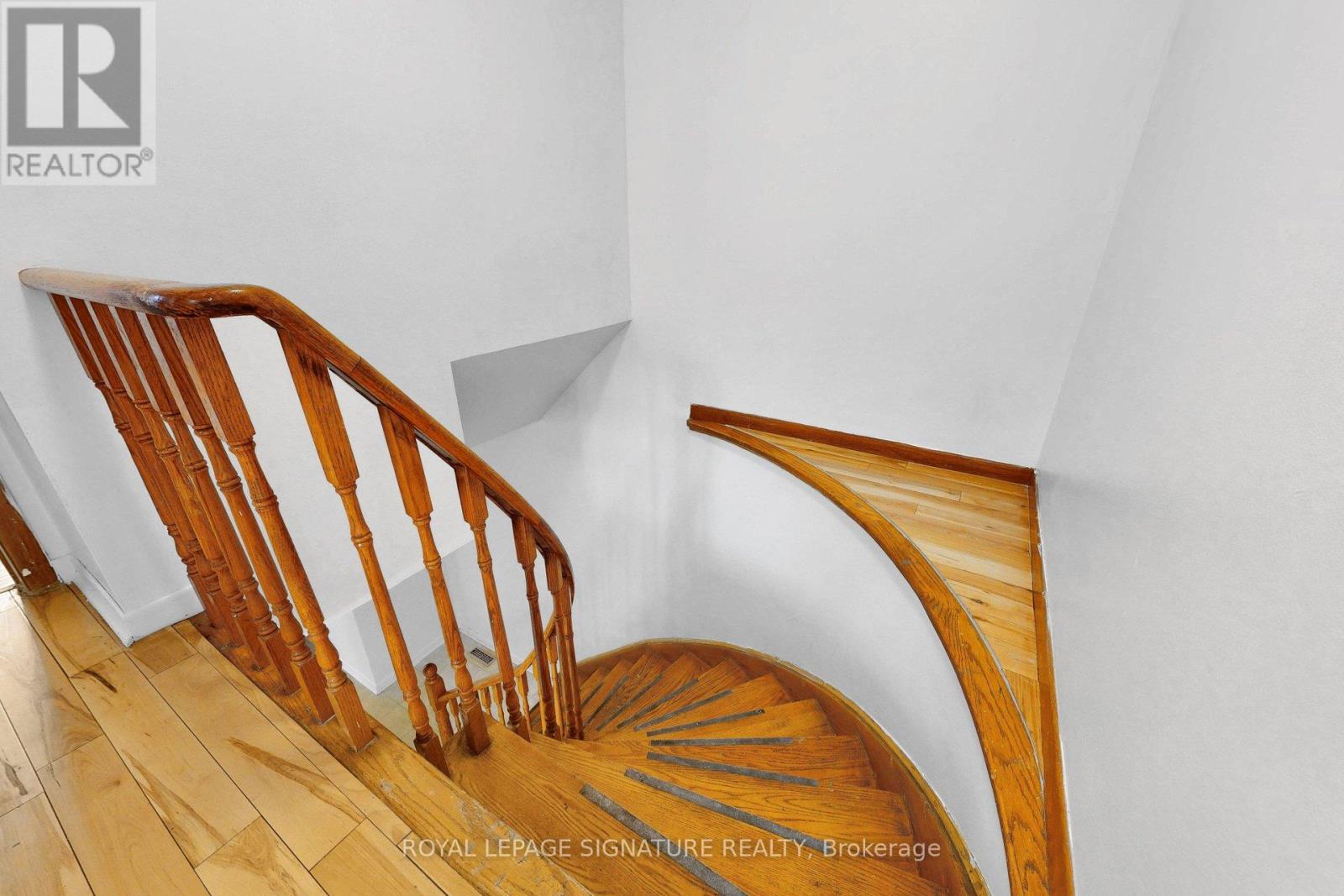 27 Rainthorpe Crescent, Toronto, Ontario  M1W 3S6 - Photo 22 - E12994390