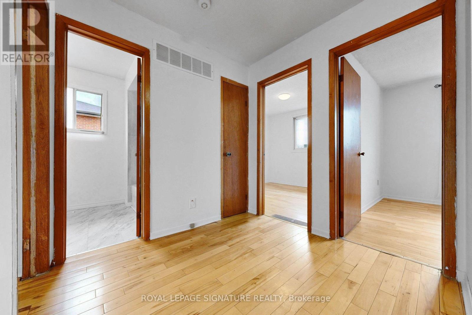 27 Rainthorpe Crescent, Toronto, Ontario  M1W 3S6 - Photo 23 - E12994390